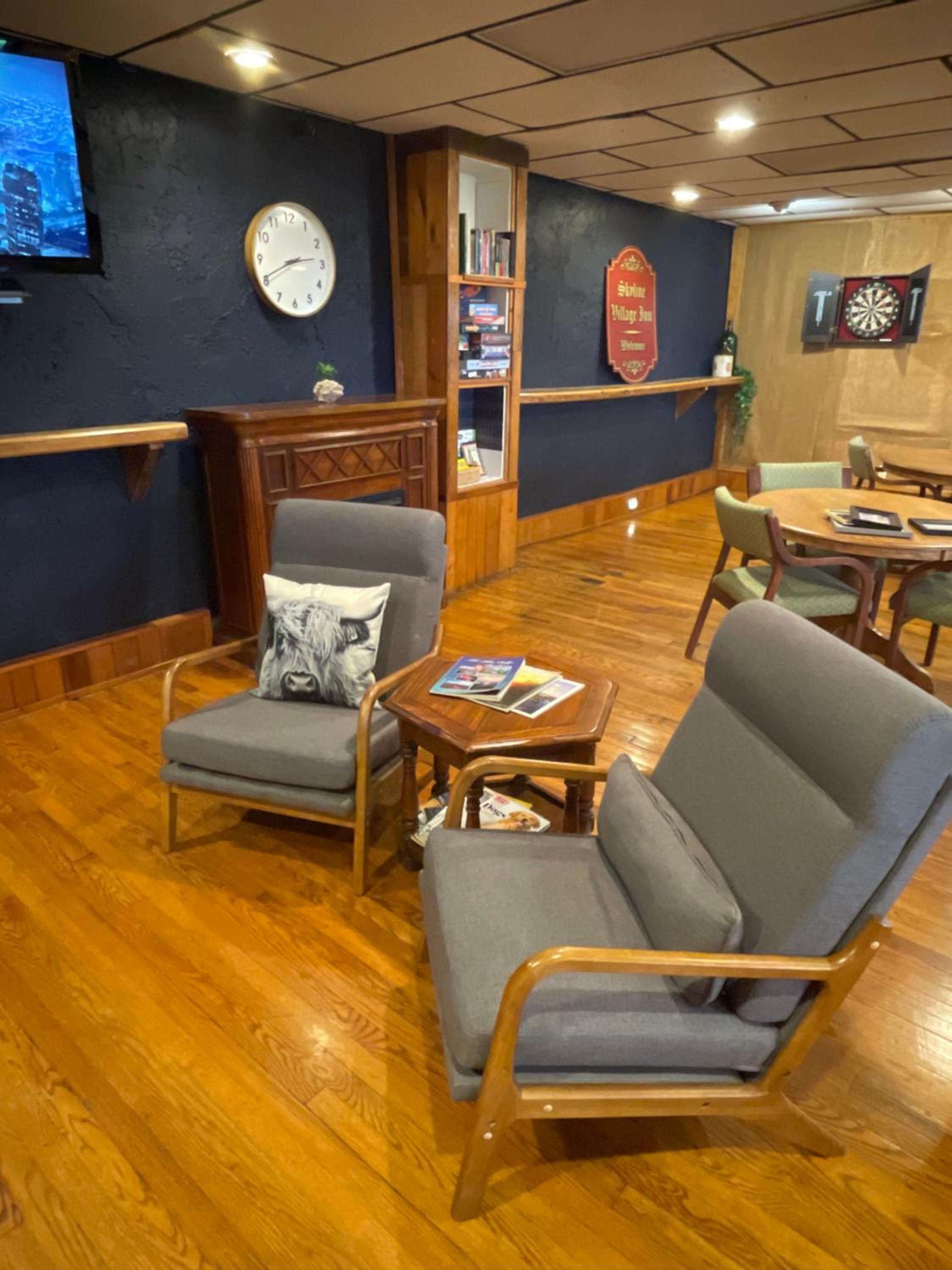 Skyline Village Inn