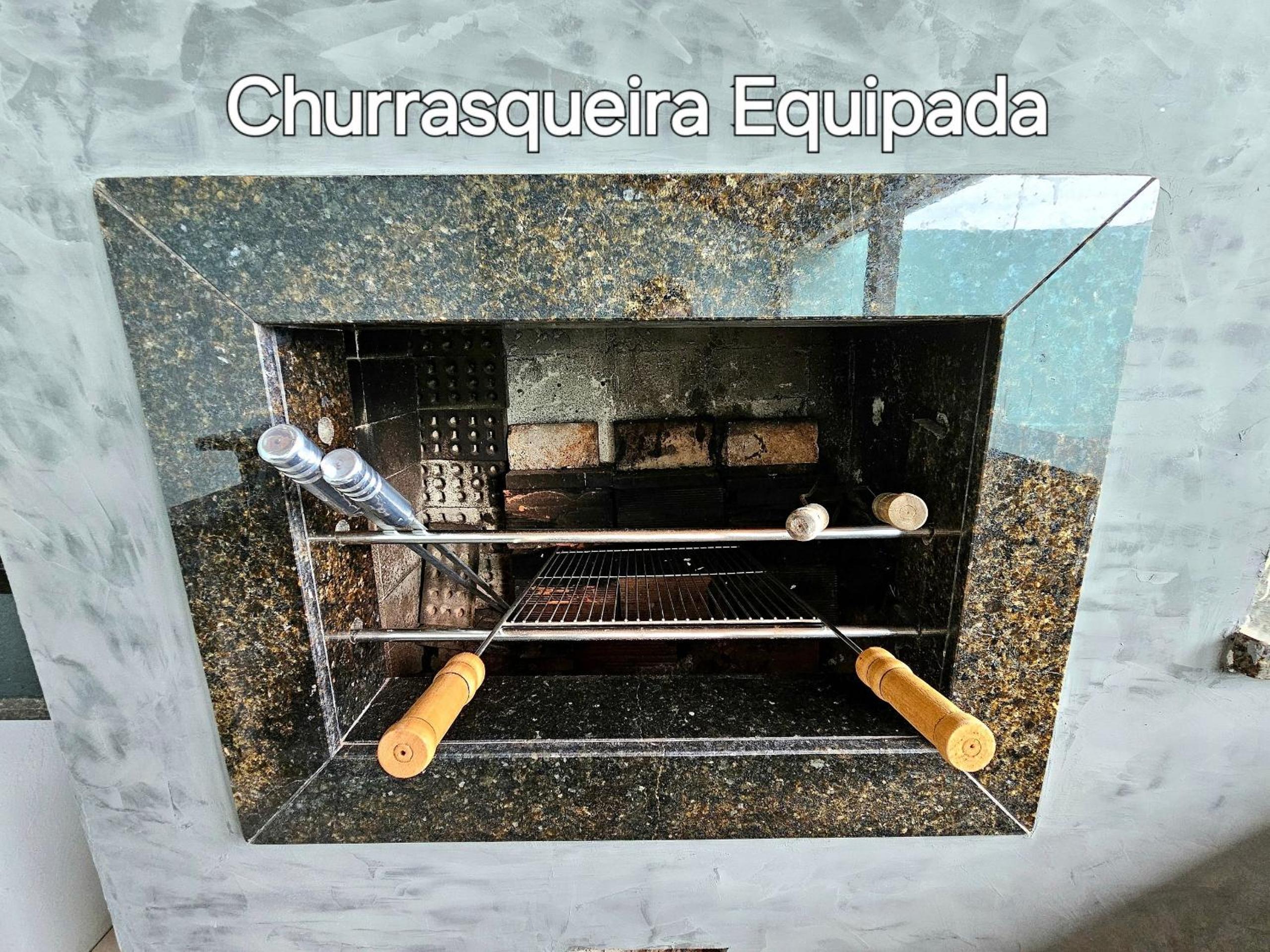 3 Quartos 3 banheiros Piscina prox Paraguai Itaipu