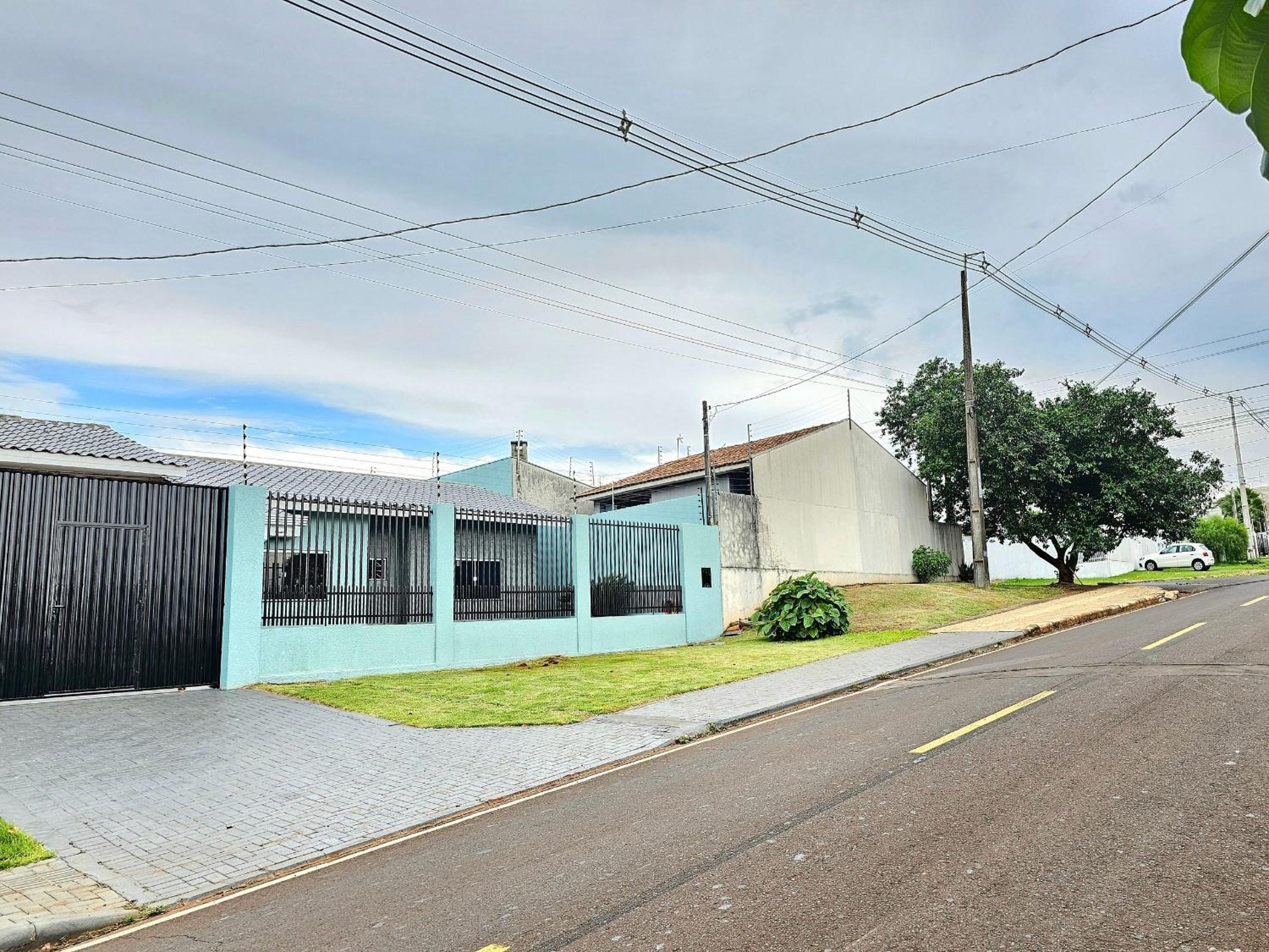 3 Quartos 3 banheiros Piscina prox Paraguai Itaipu