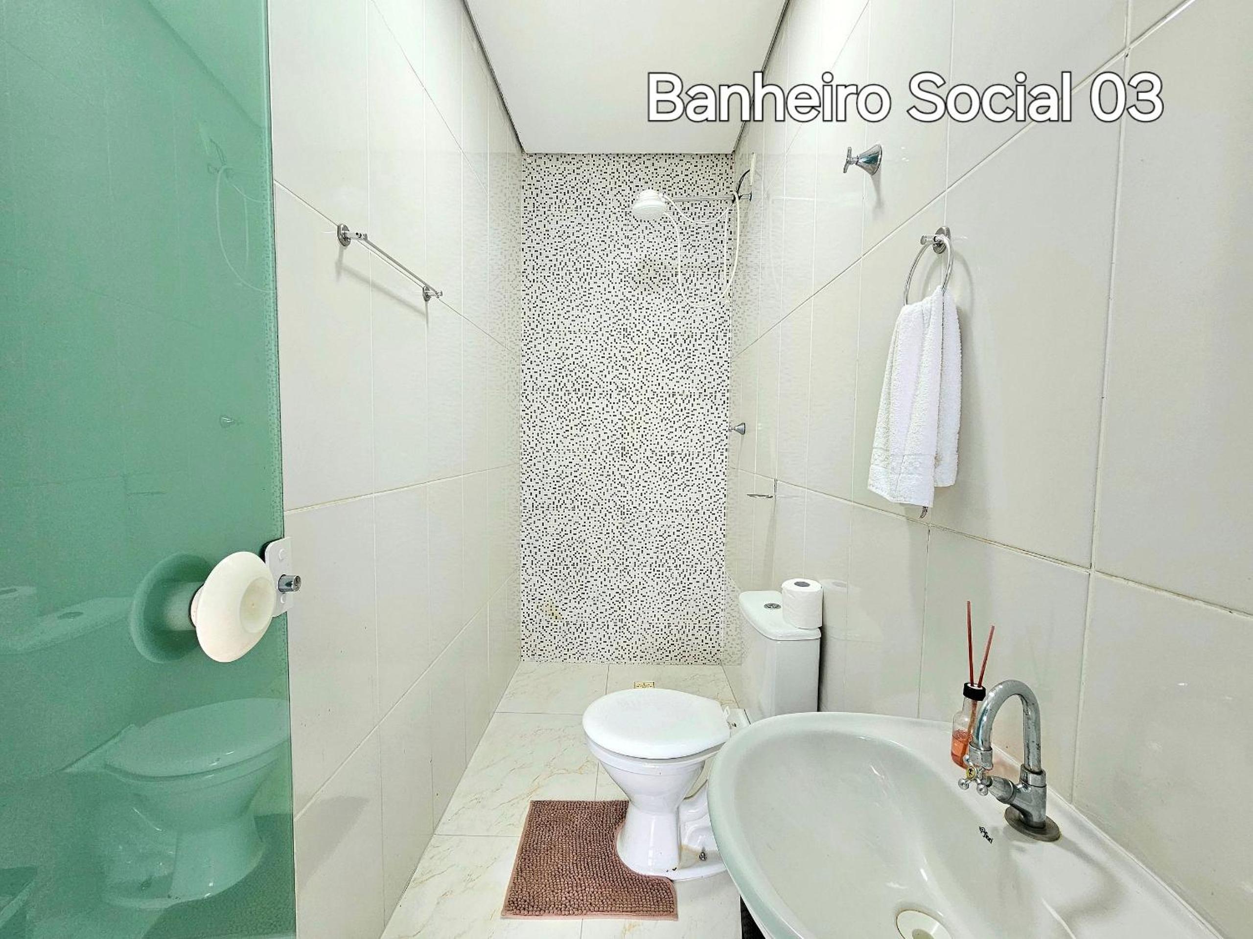 3 Quartos 3 banheiros Piscina prox Paraguai Itaipu