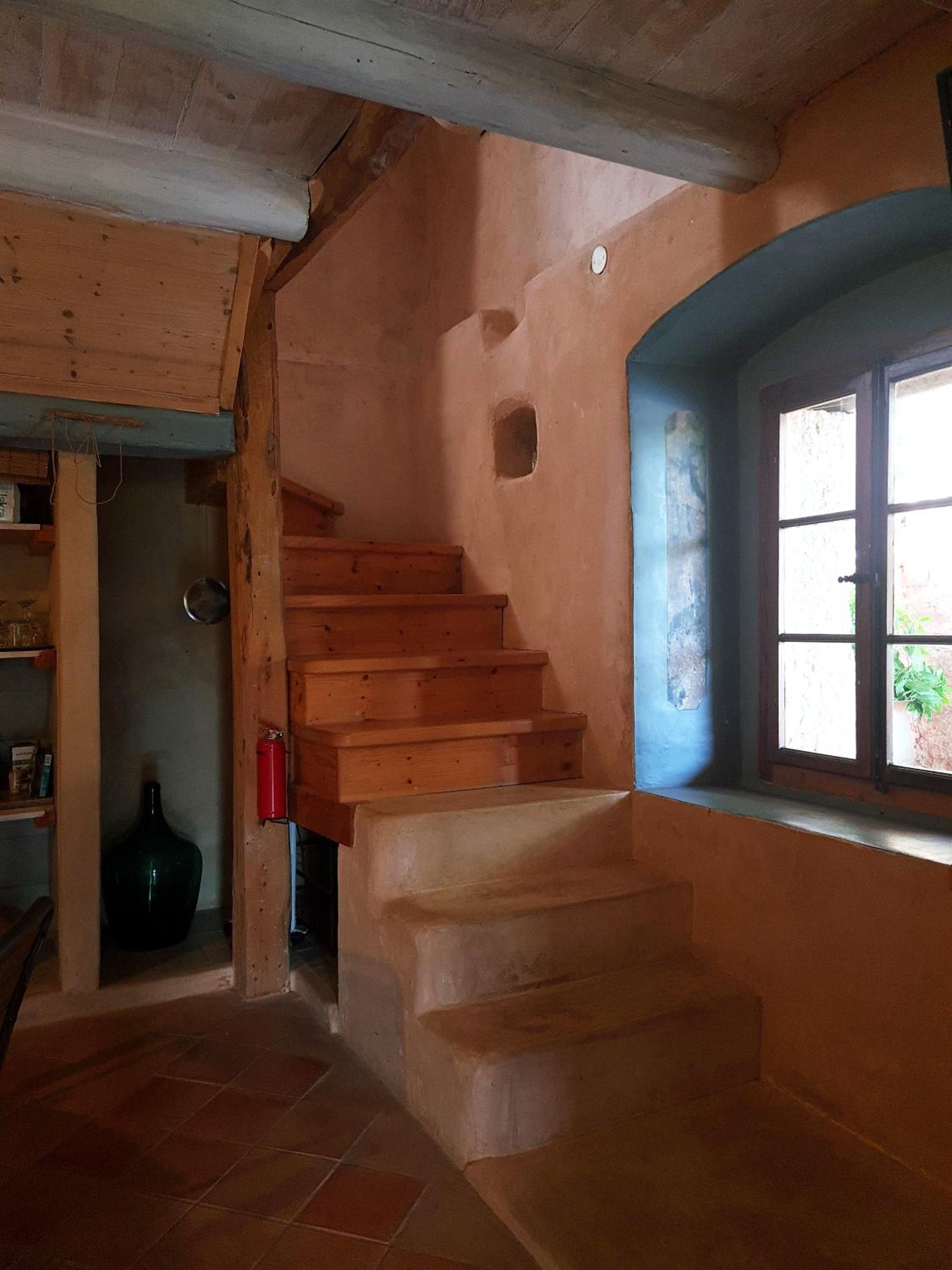 Stonehome Pojata