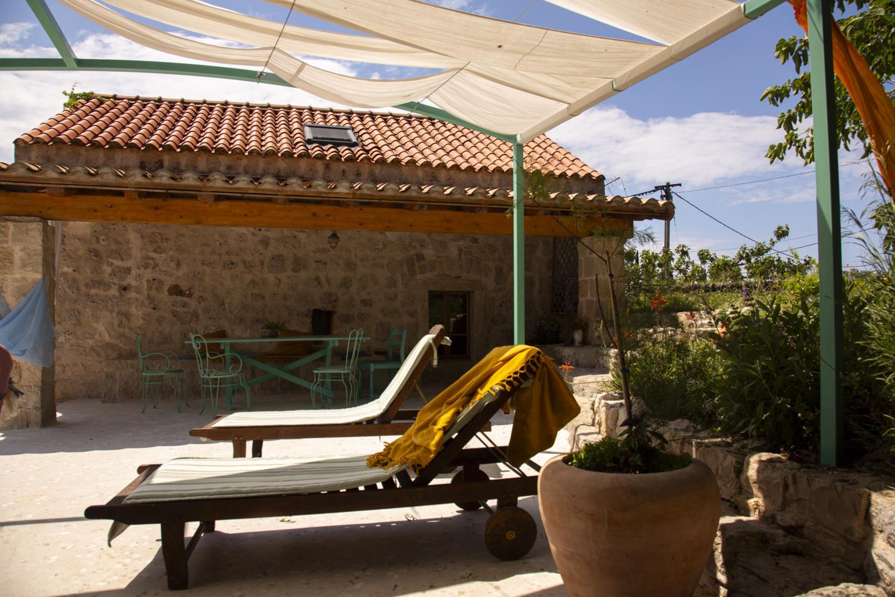 Stonehome Pojata