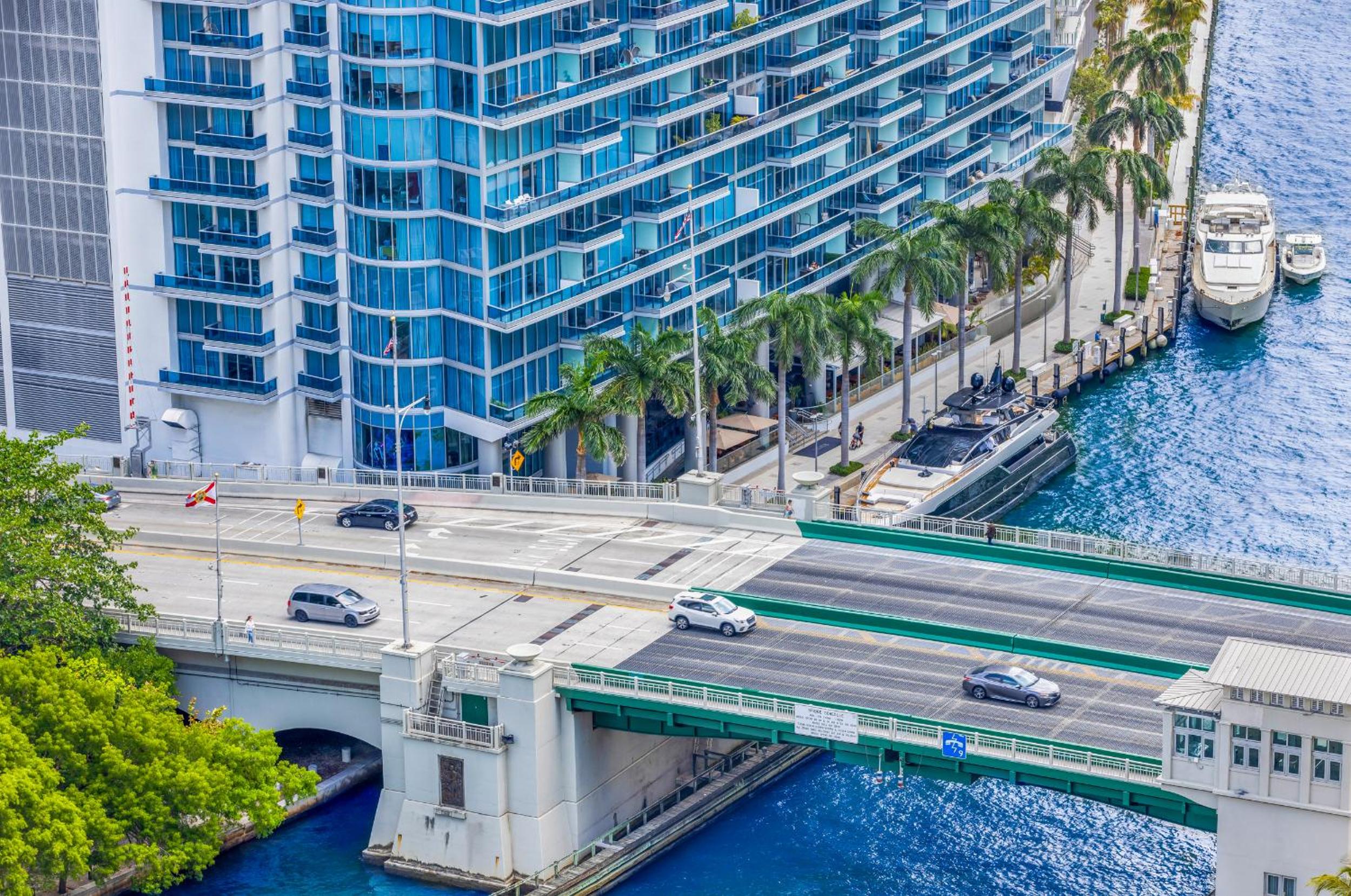 Brickell Breezeway - Oceanview Bi-level Loft #1507