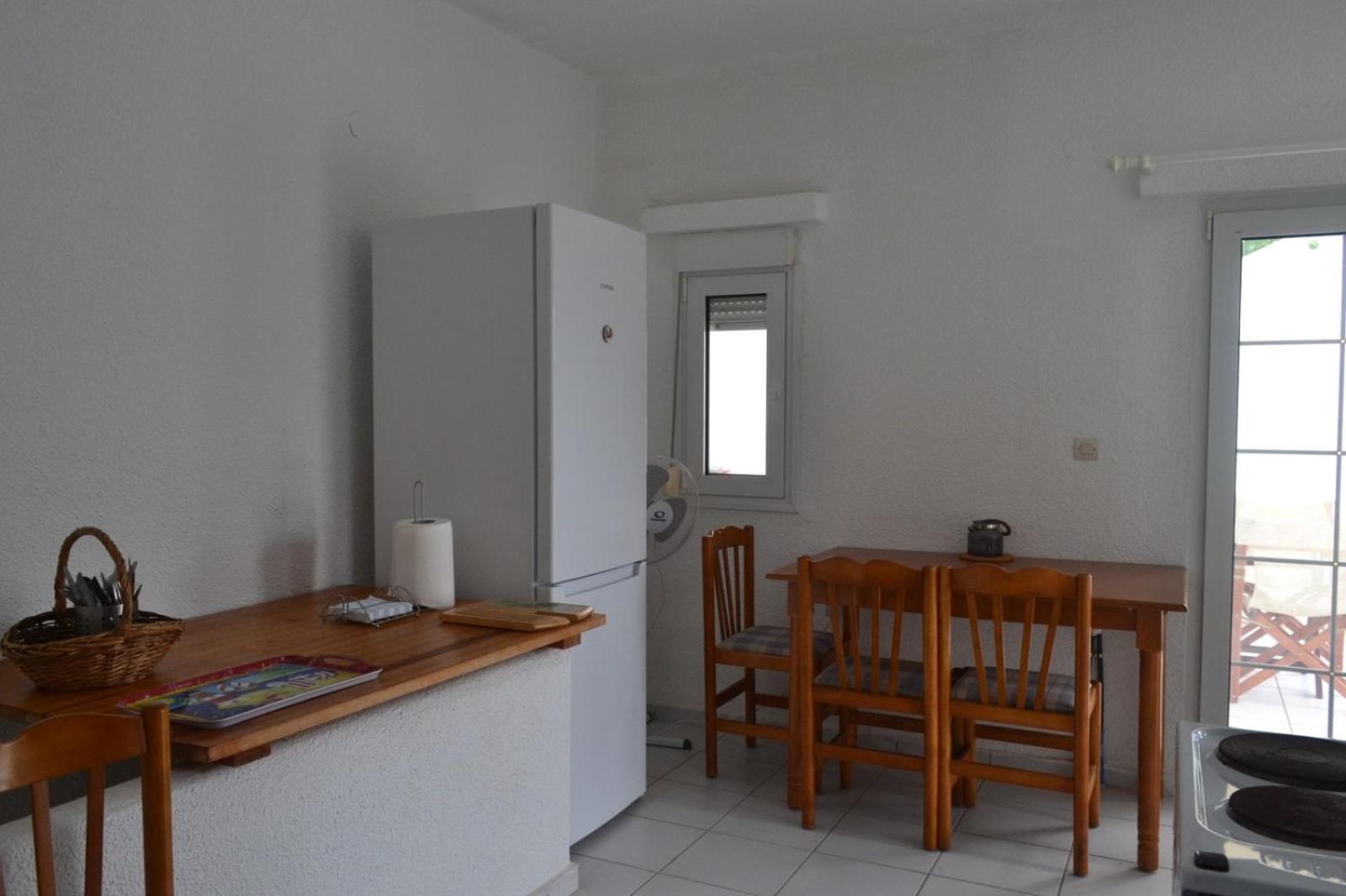 Summer House with sea view and garden view 4