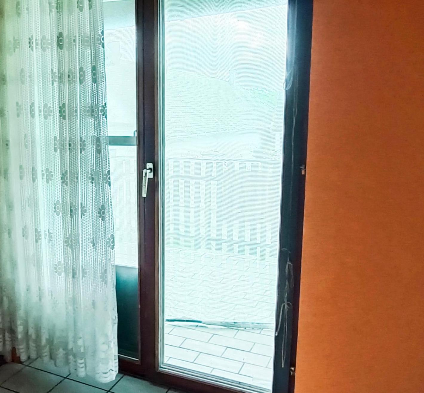 Rose Garden House 2 bedroom apartment view 3