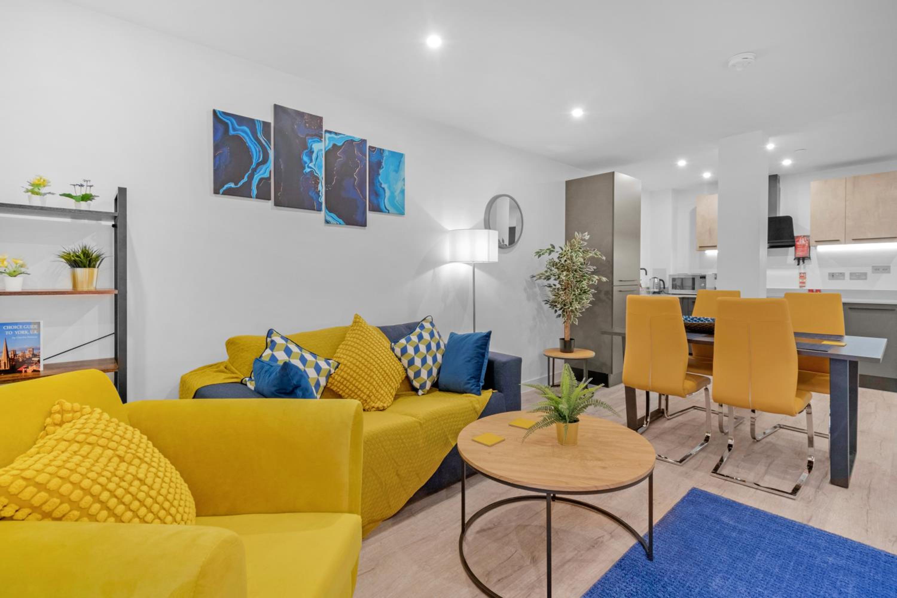 Invergate Apartment York sleeps 4