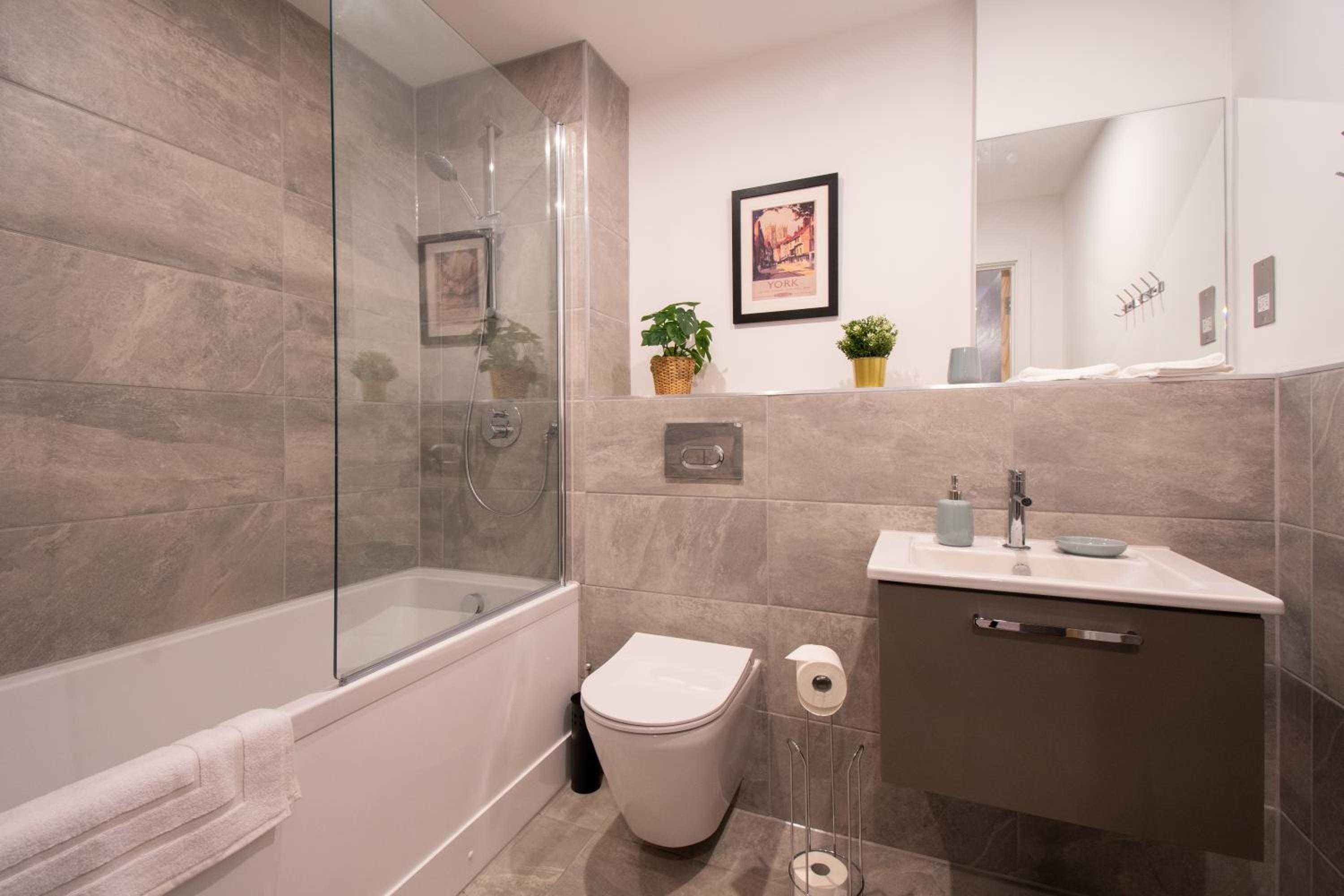 Invergate Apartment York sleeps 4