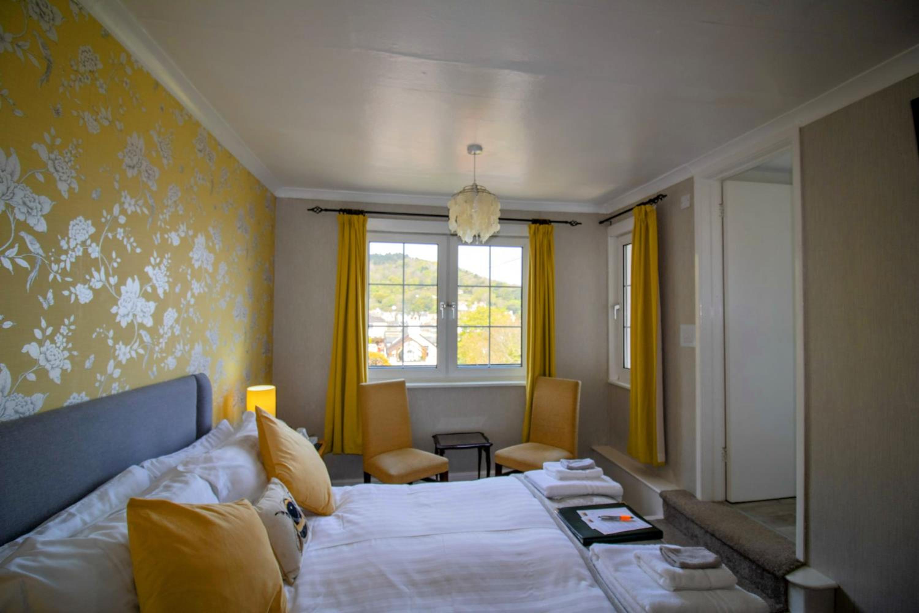 Lynton Vacations - Sinai House - Property Image 3