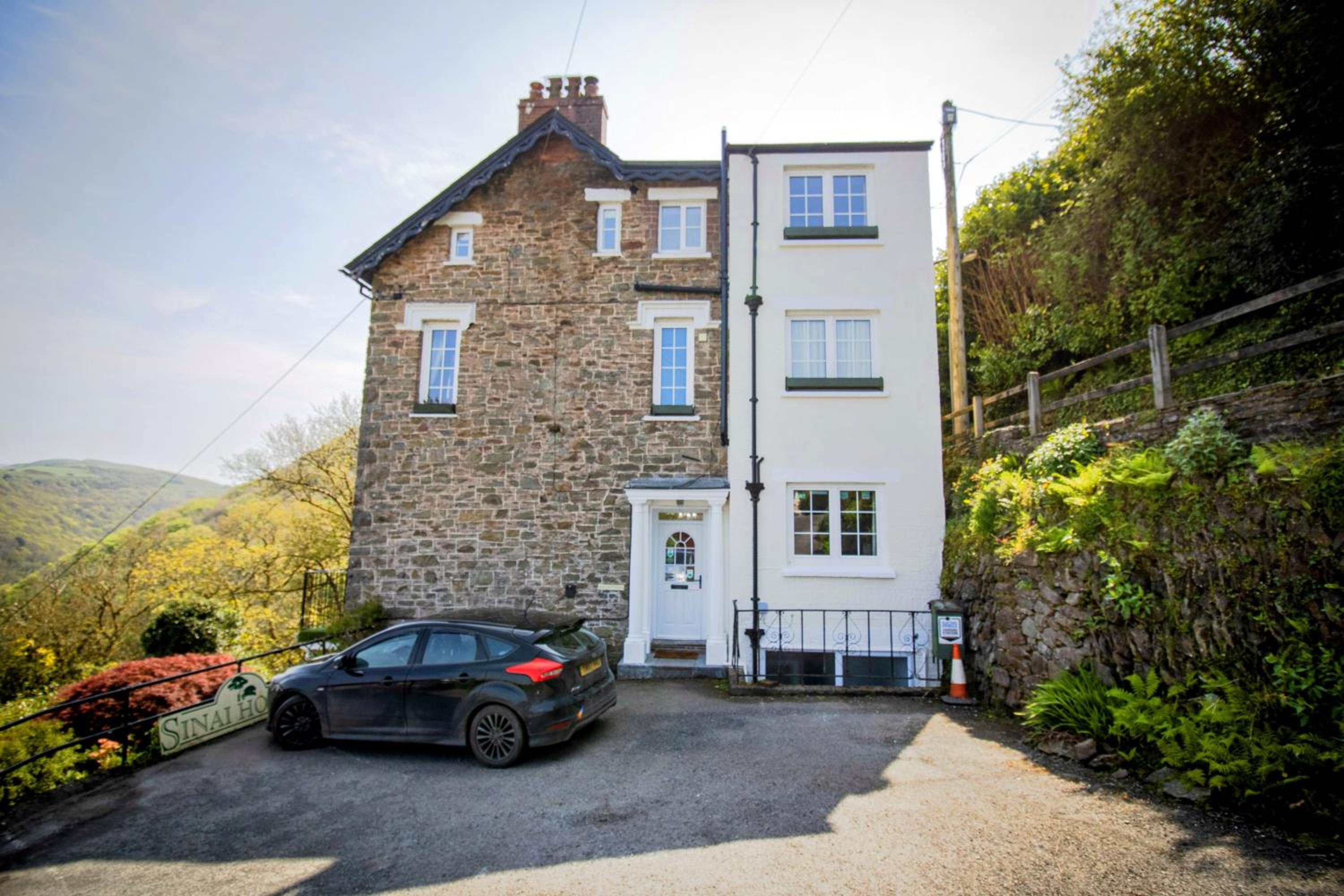 Lynton Vacations - Sinai House - Property Image 27