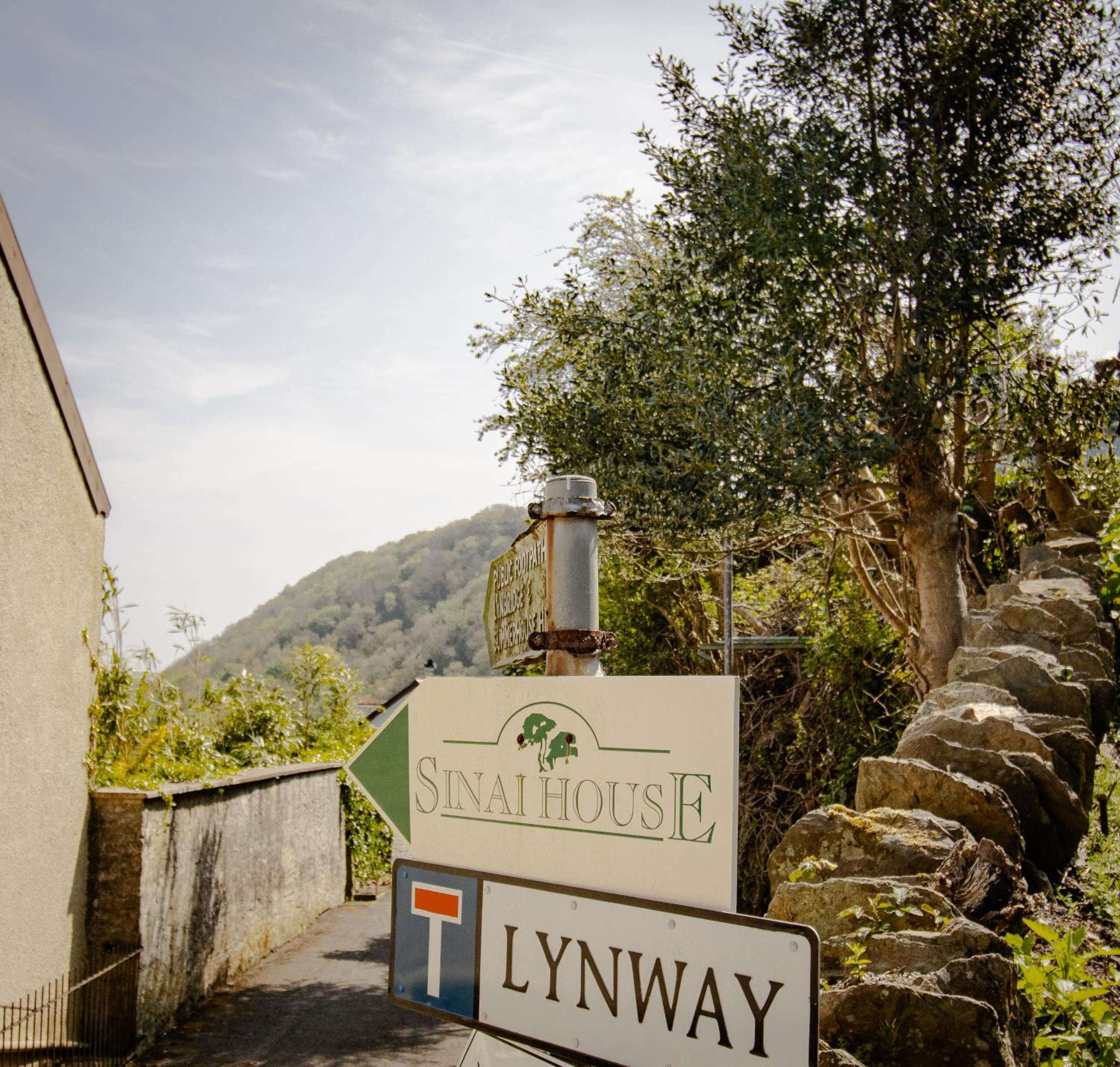 Lynton Vacations - Sinai House - Property Image 23