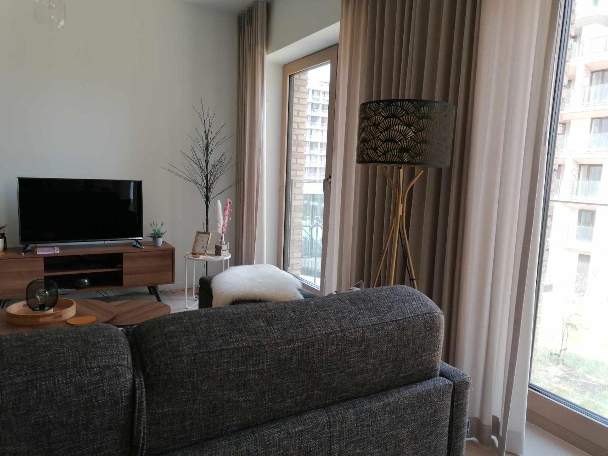 Bartine - modern and spacious flat near the sea, free parking space