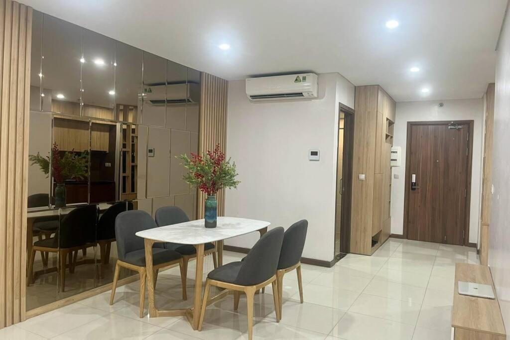 Aurelia APT 2BR- Orchid Ha Do Centrosa