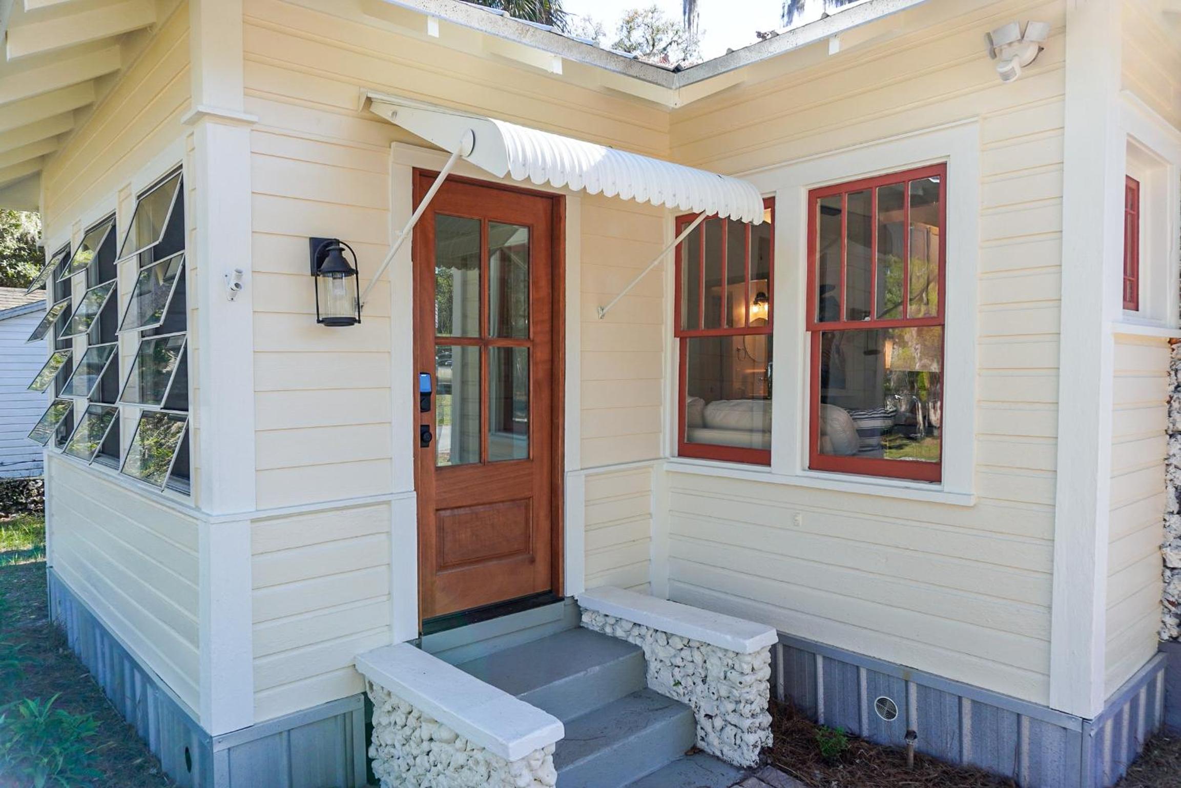 Charming 1940s Daybook Cottage on the Florida Hidden Coast view 3