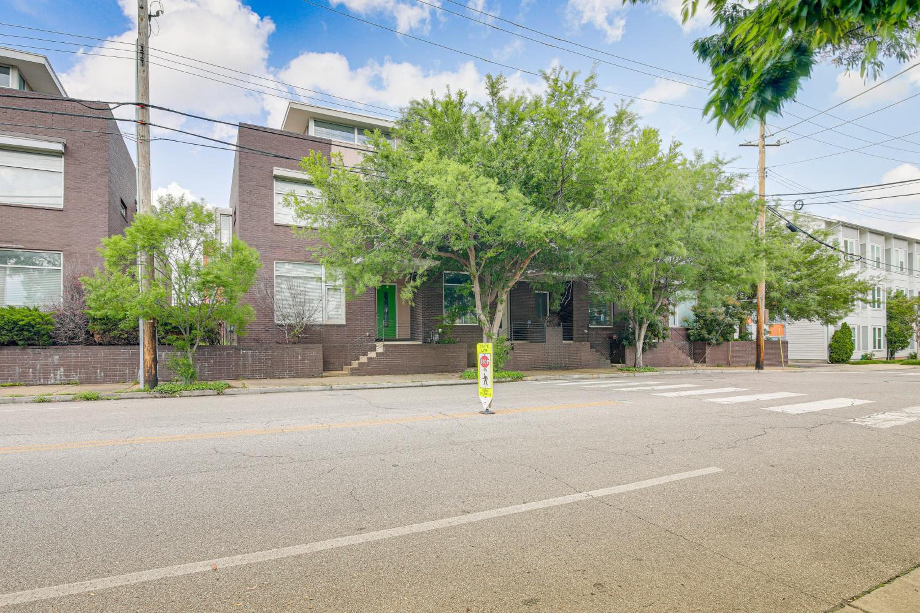 WFH-Friendly Memphis Studio Near Hospitals and Dtwn!