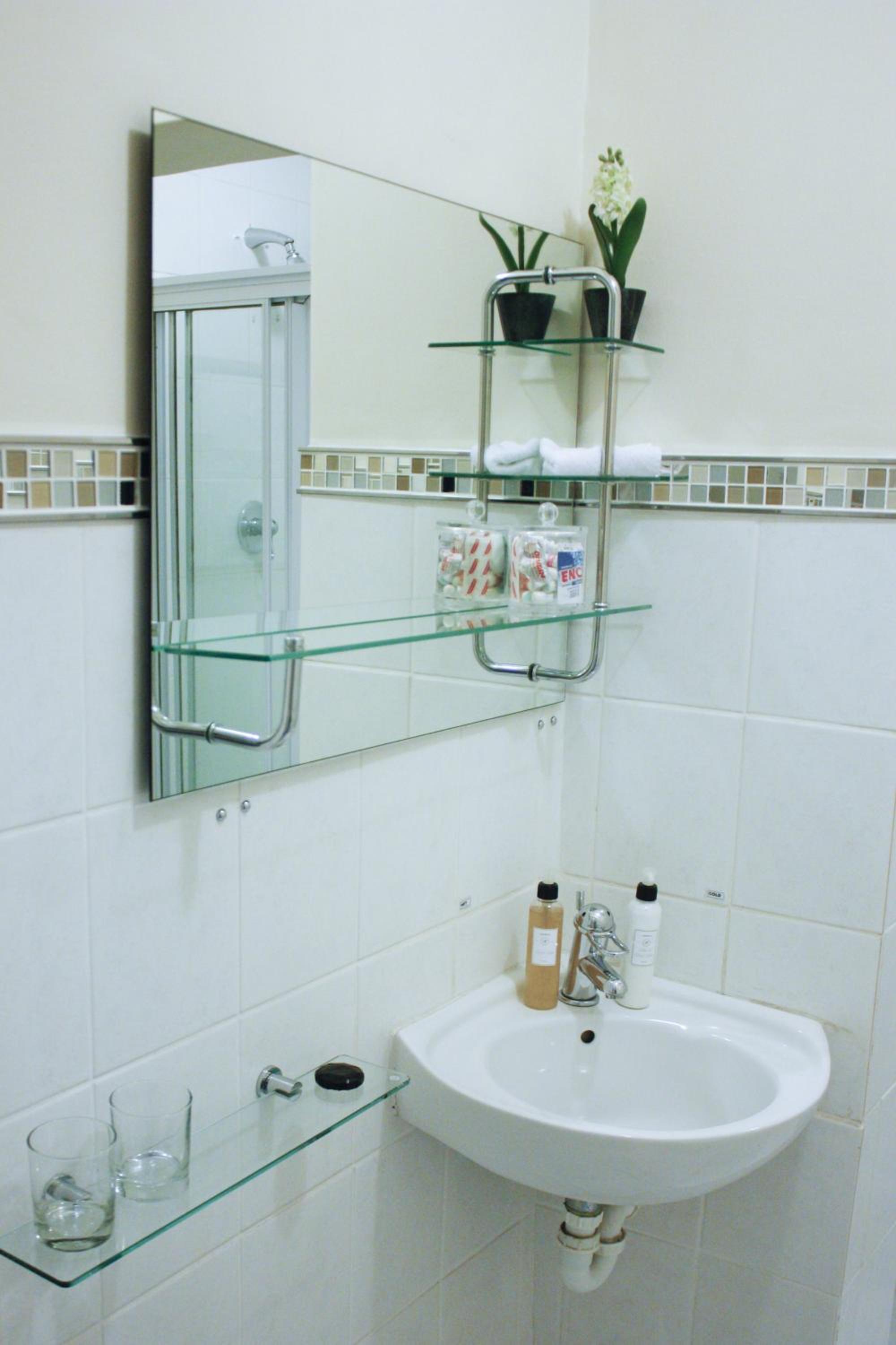 Riversong Guest House