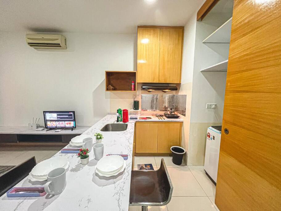 KUALA LUMPUR, Near MRT, 1-3pax, Bathtub