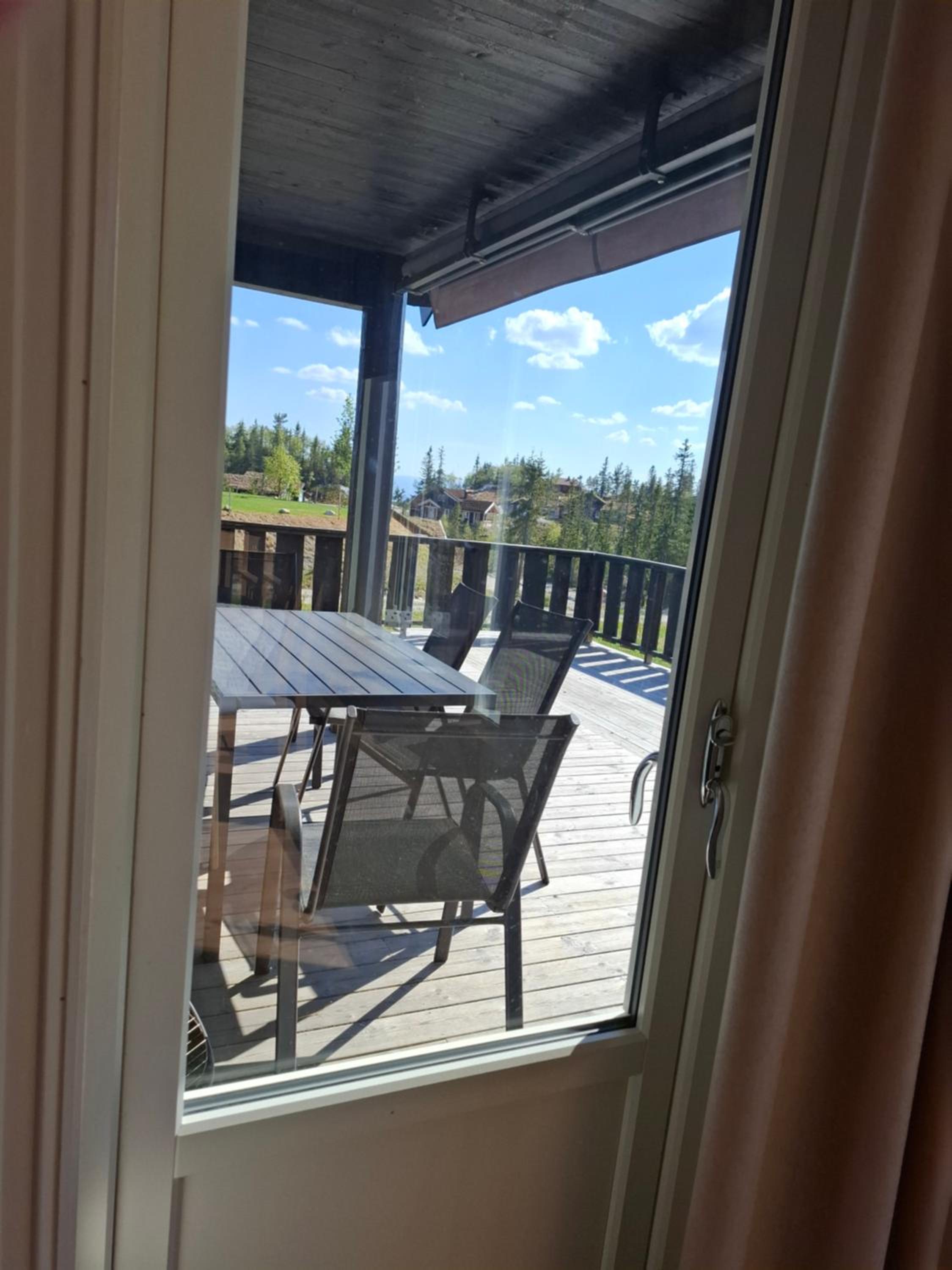 Perfect location at Lifjell view 3