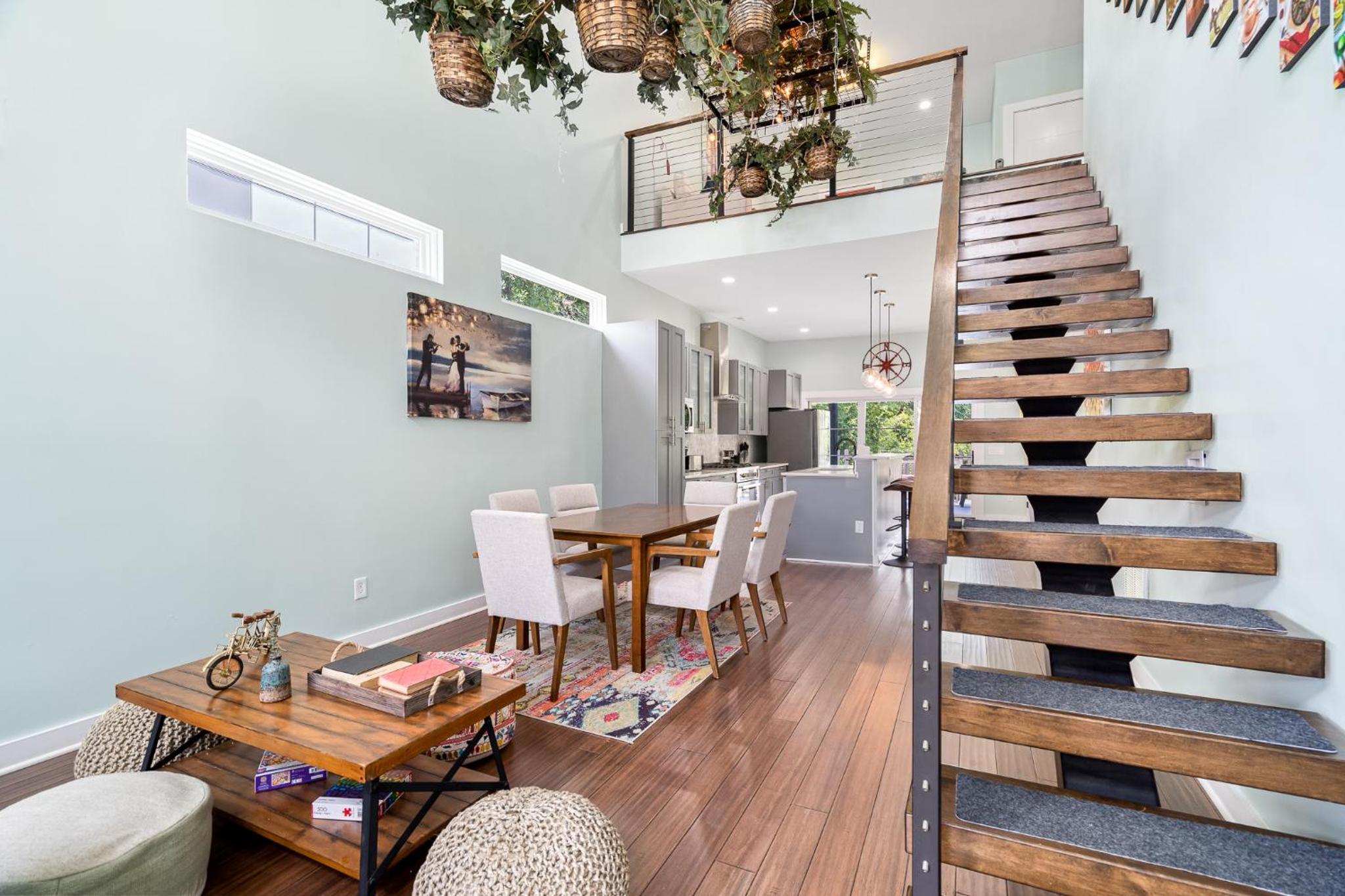 Cozy Escape in Downtown view 2