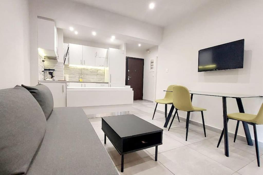 Wonderful flat in Kavouri photo 3