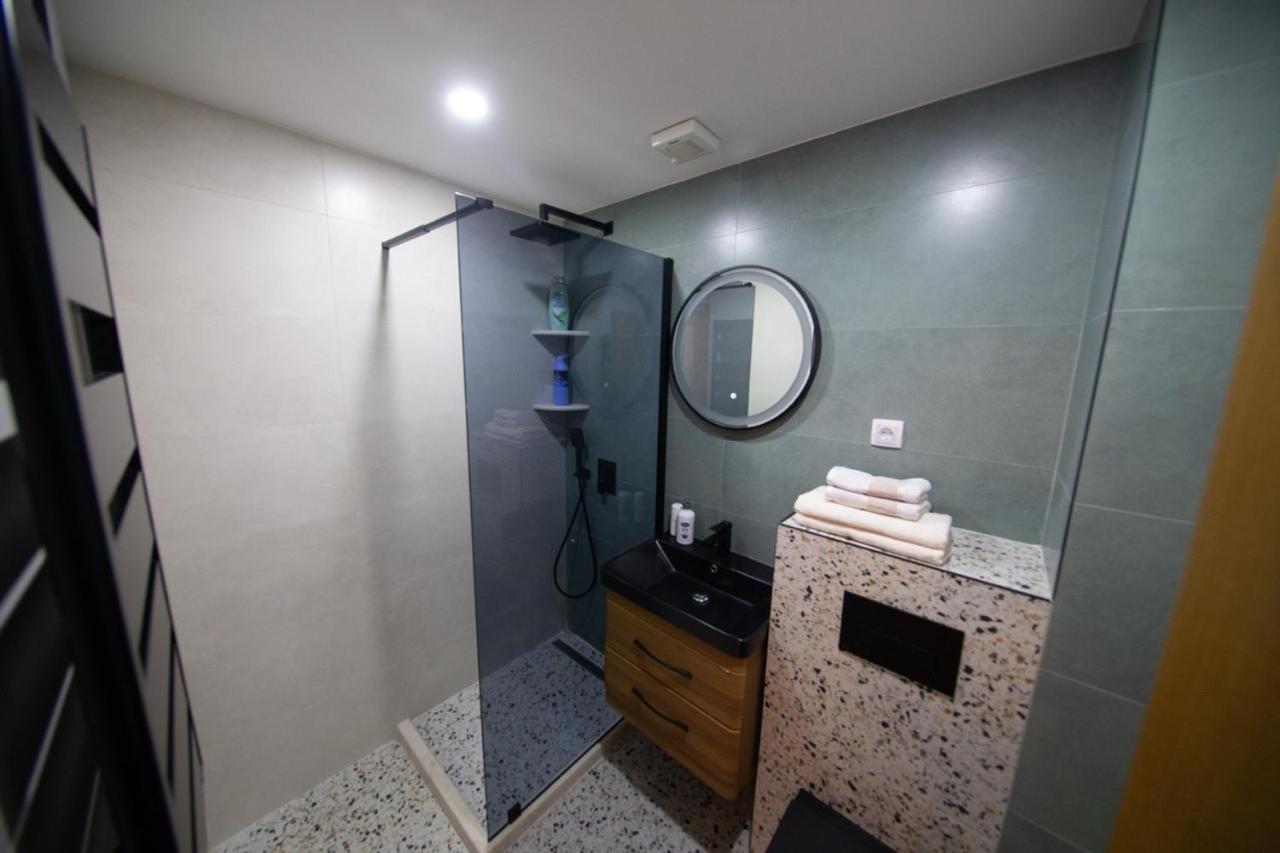 Fresh Apartment