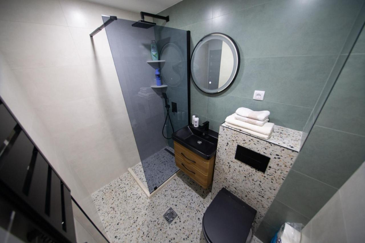 Fresh Apartment