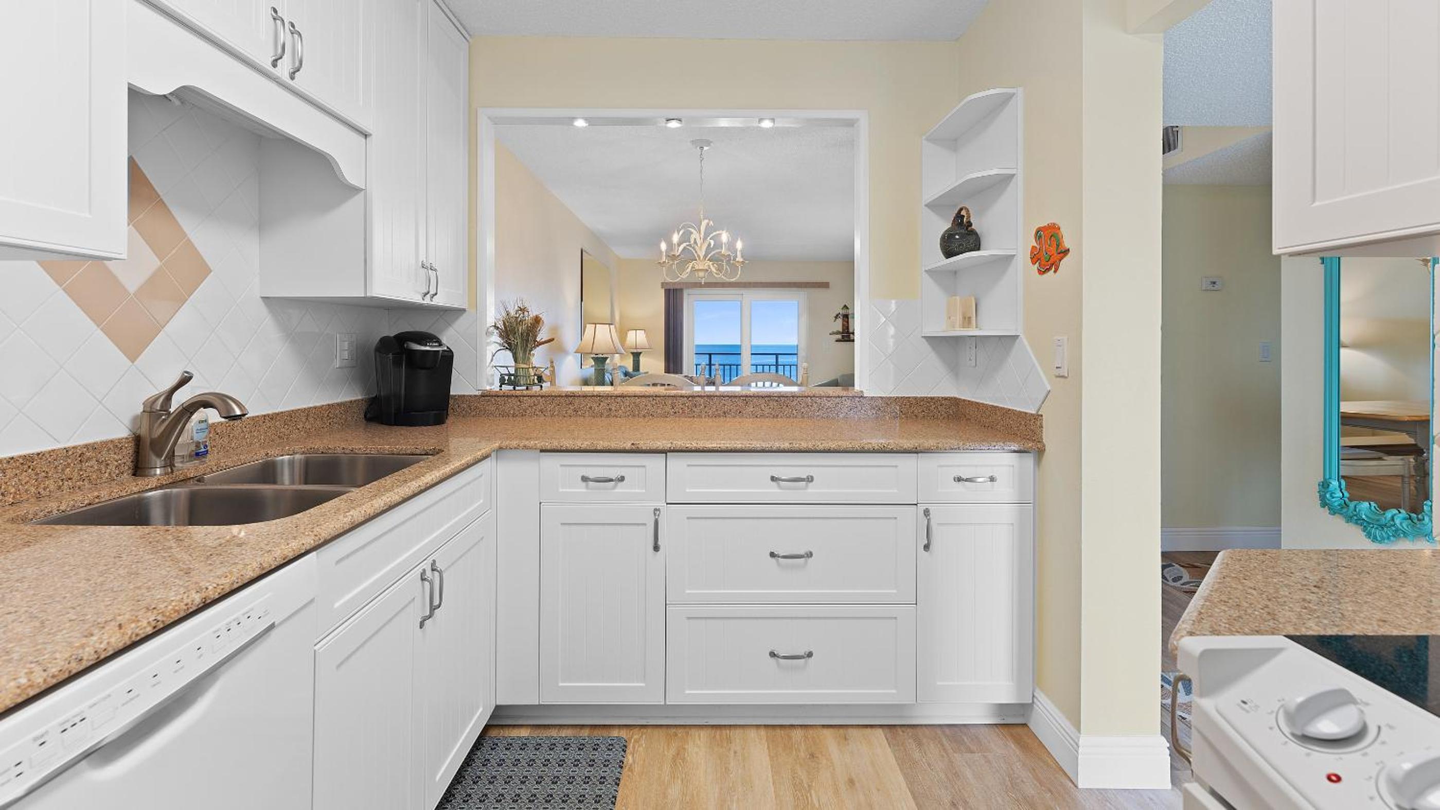 Direct oceanfront and beach view with the best complex amenities!