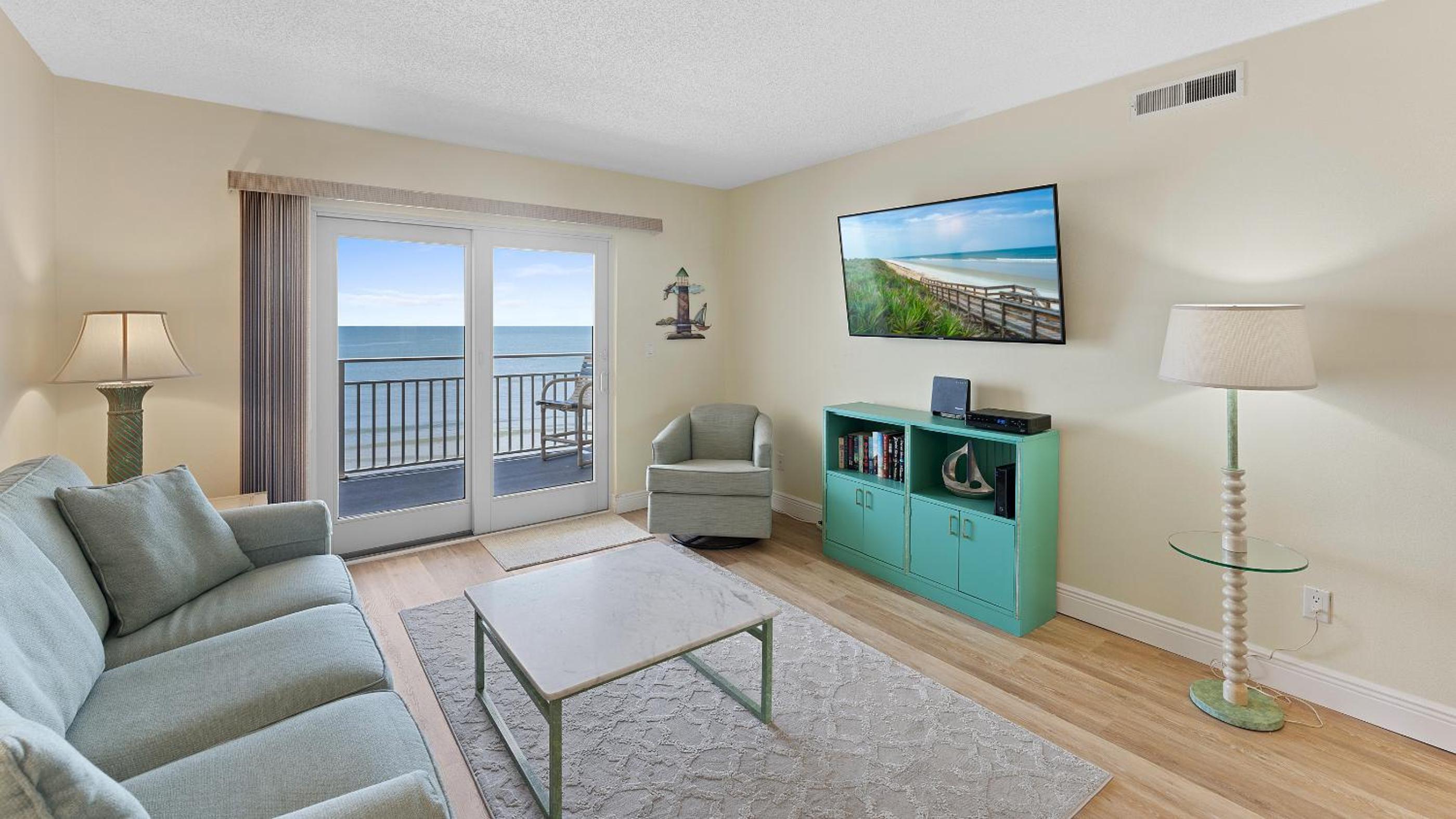 Direct oceanfront and beach view with the best complex amenities!