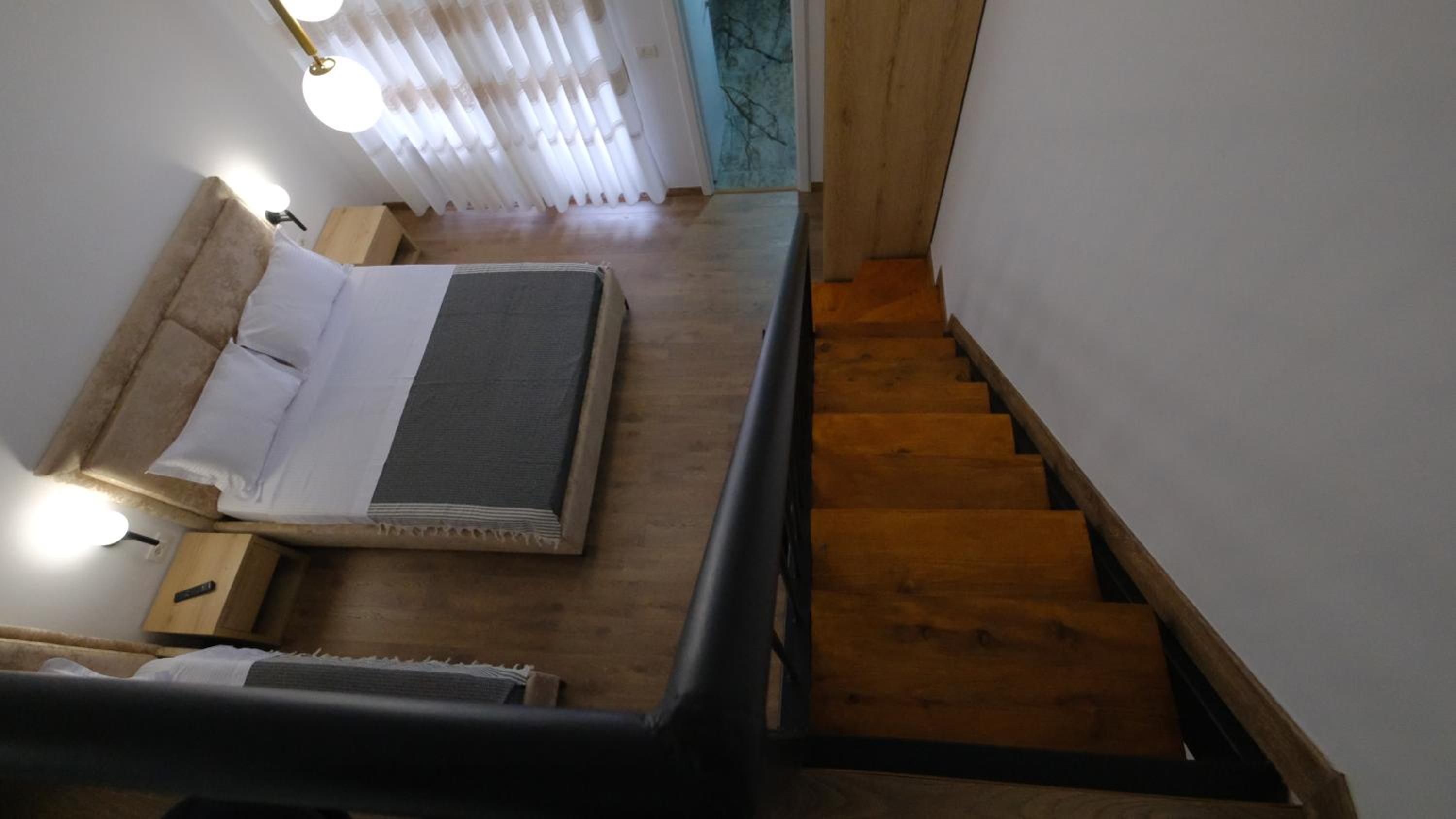 Salillari Guest house & Restaurant