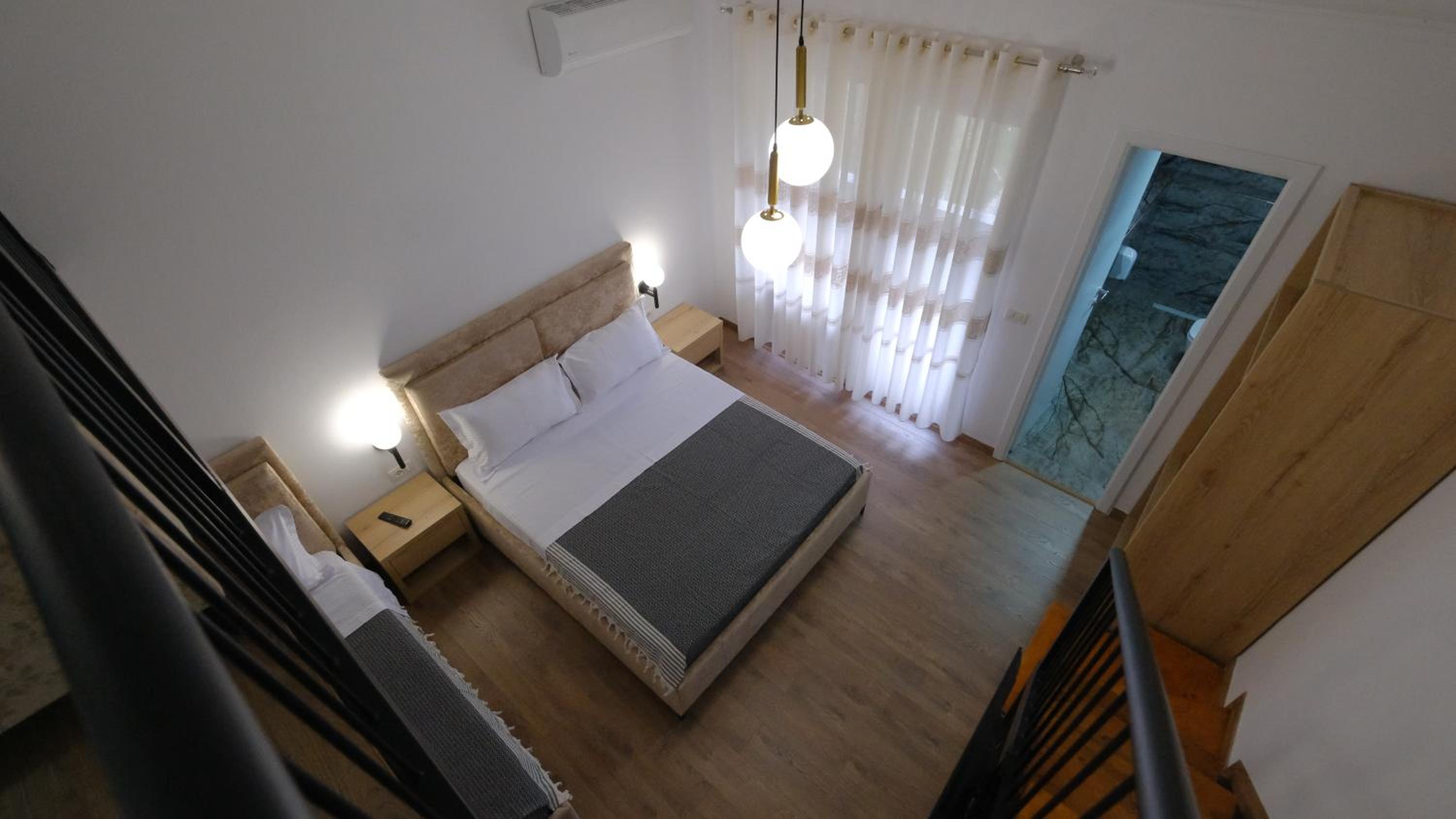 Salillari Guest house & Restaurant