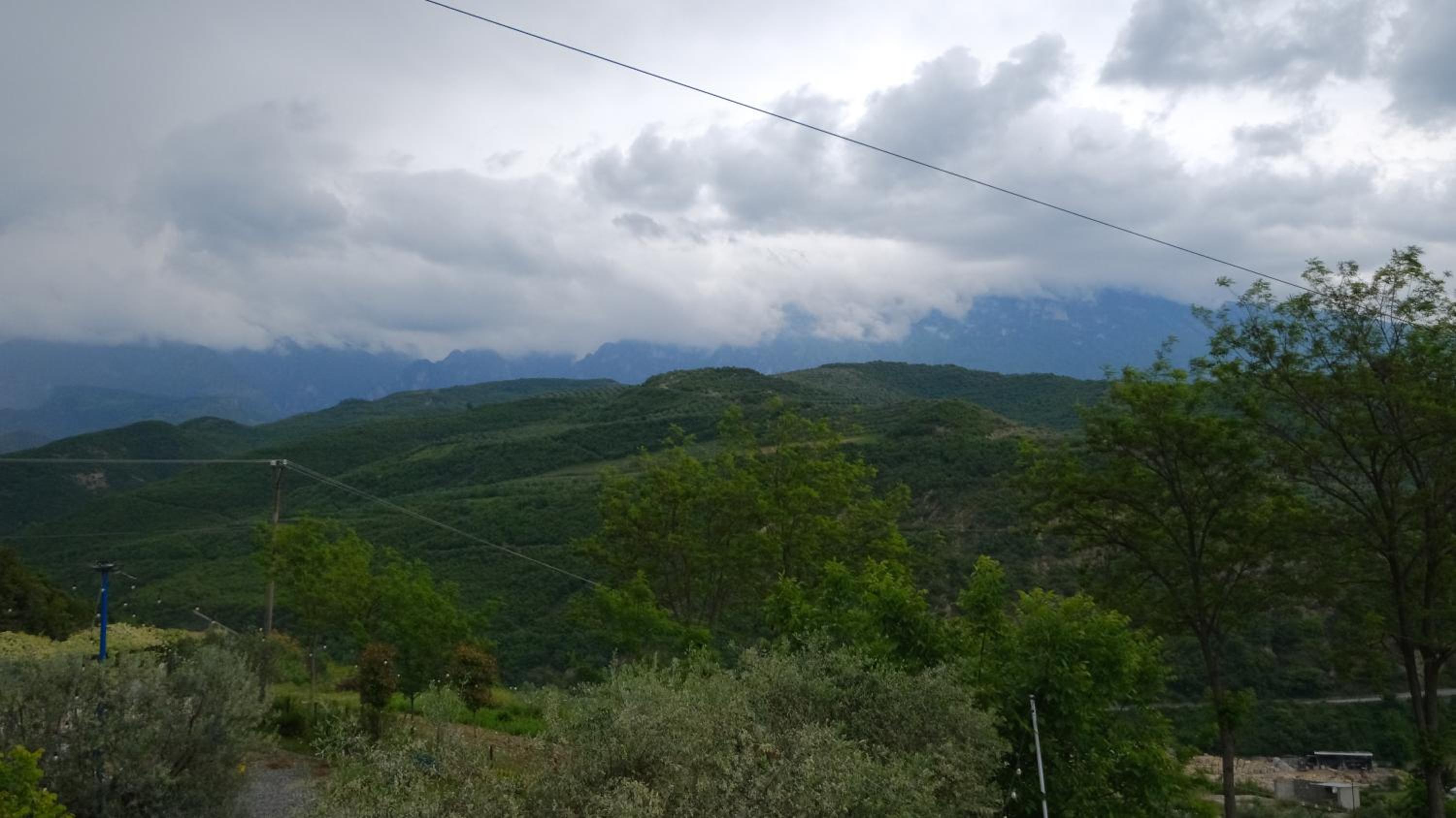 Salillari Guest house & Restaurant