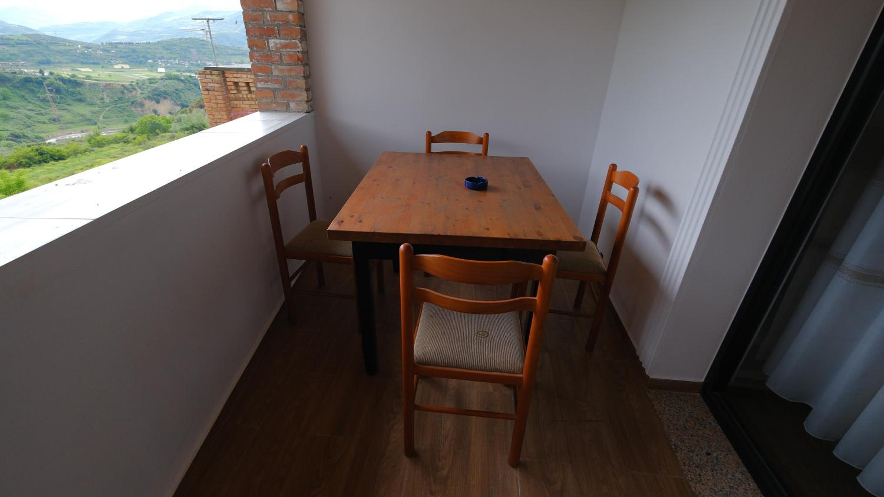Salillari Guest house & Restaurant