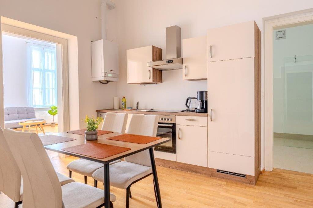 Deluxe Apartments near the center