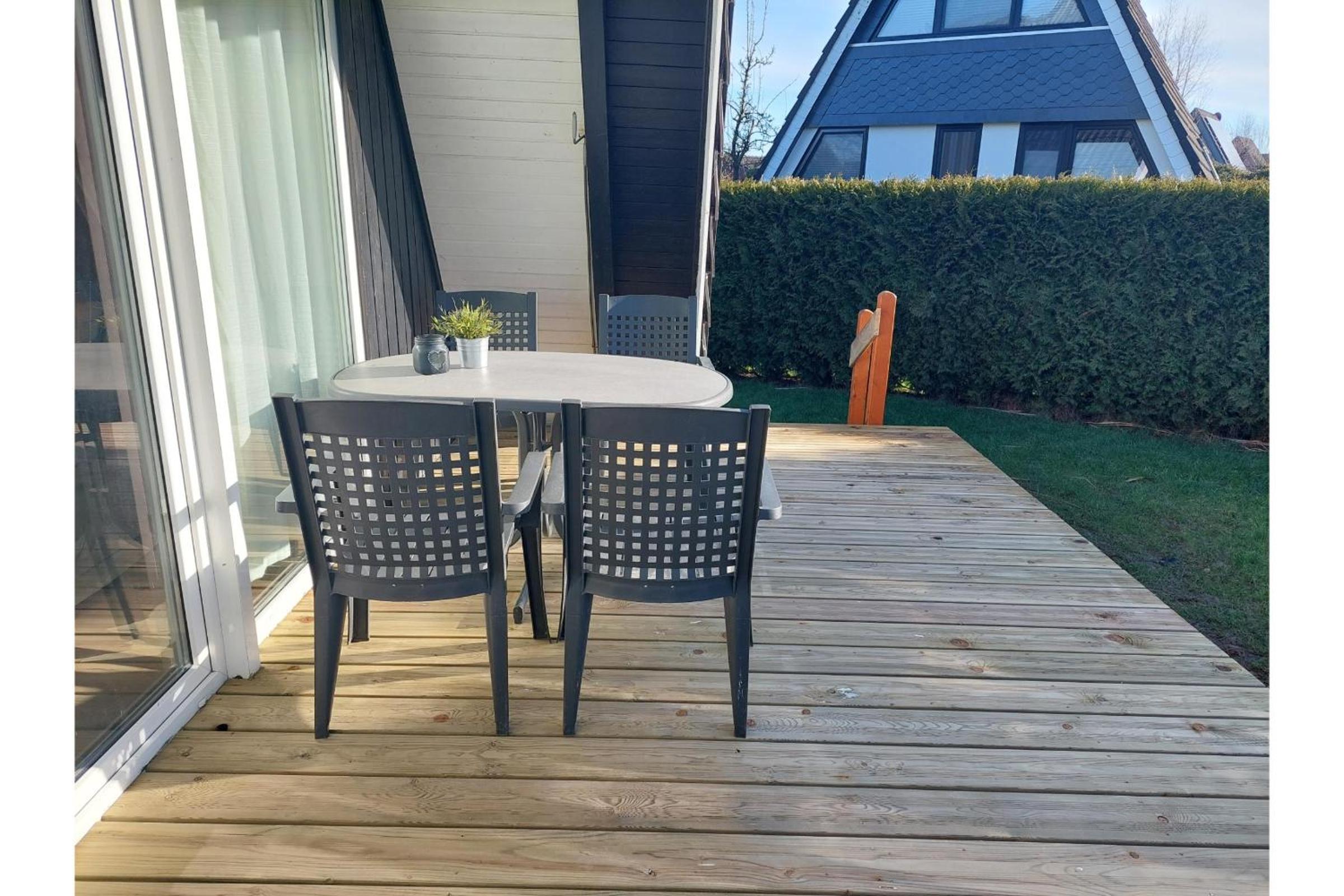 Nurdachhaus HOHER WEG 50