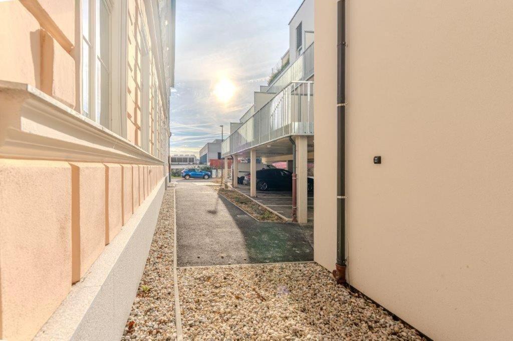 Deluxe Apartments near the center