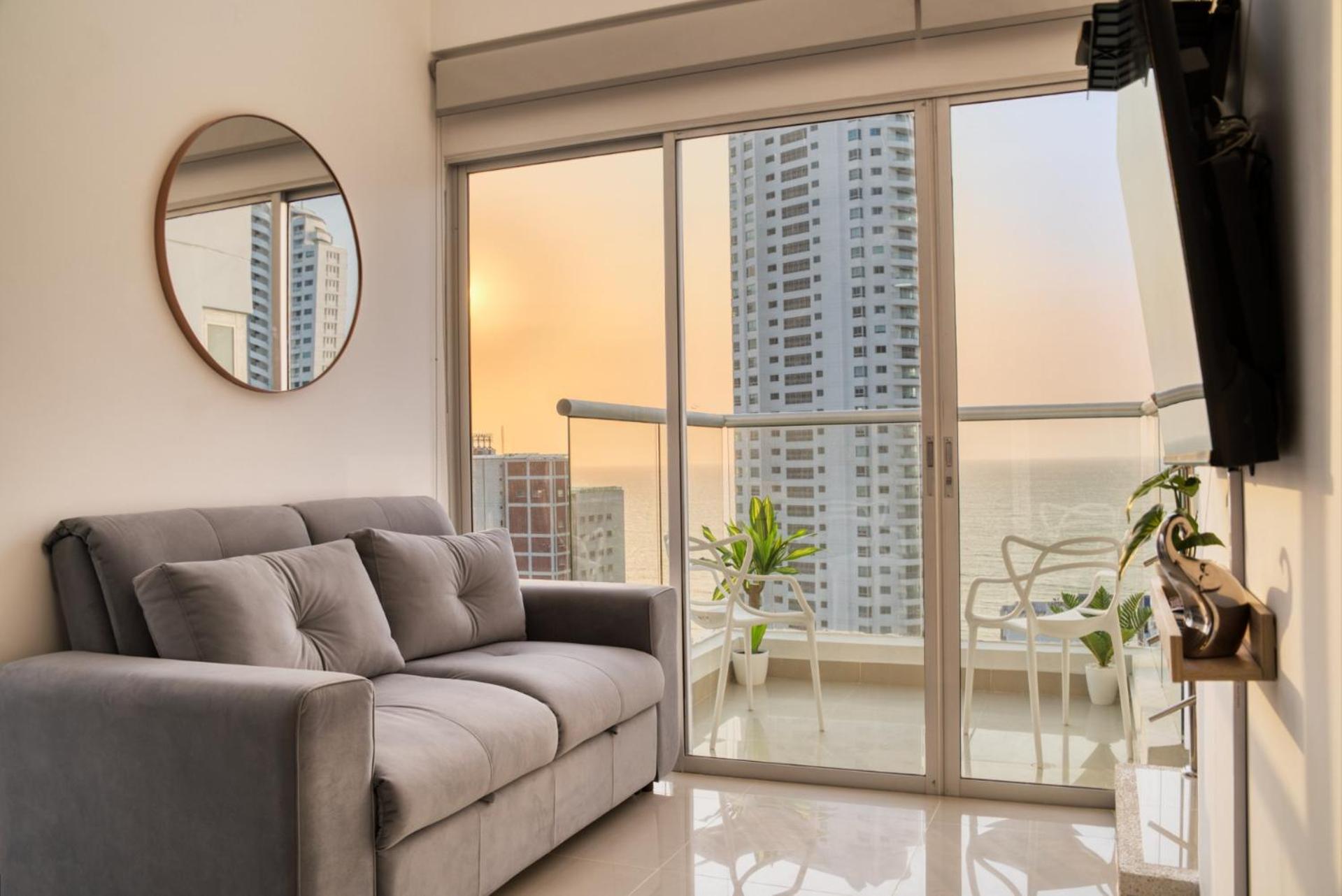 Luxury Sea View Duplex in the Heart of the City