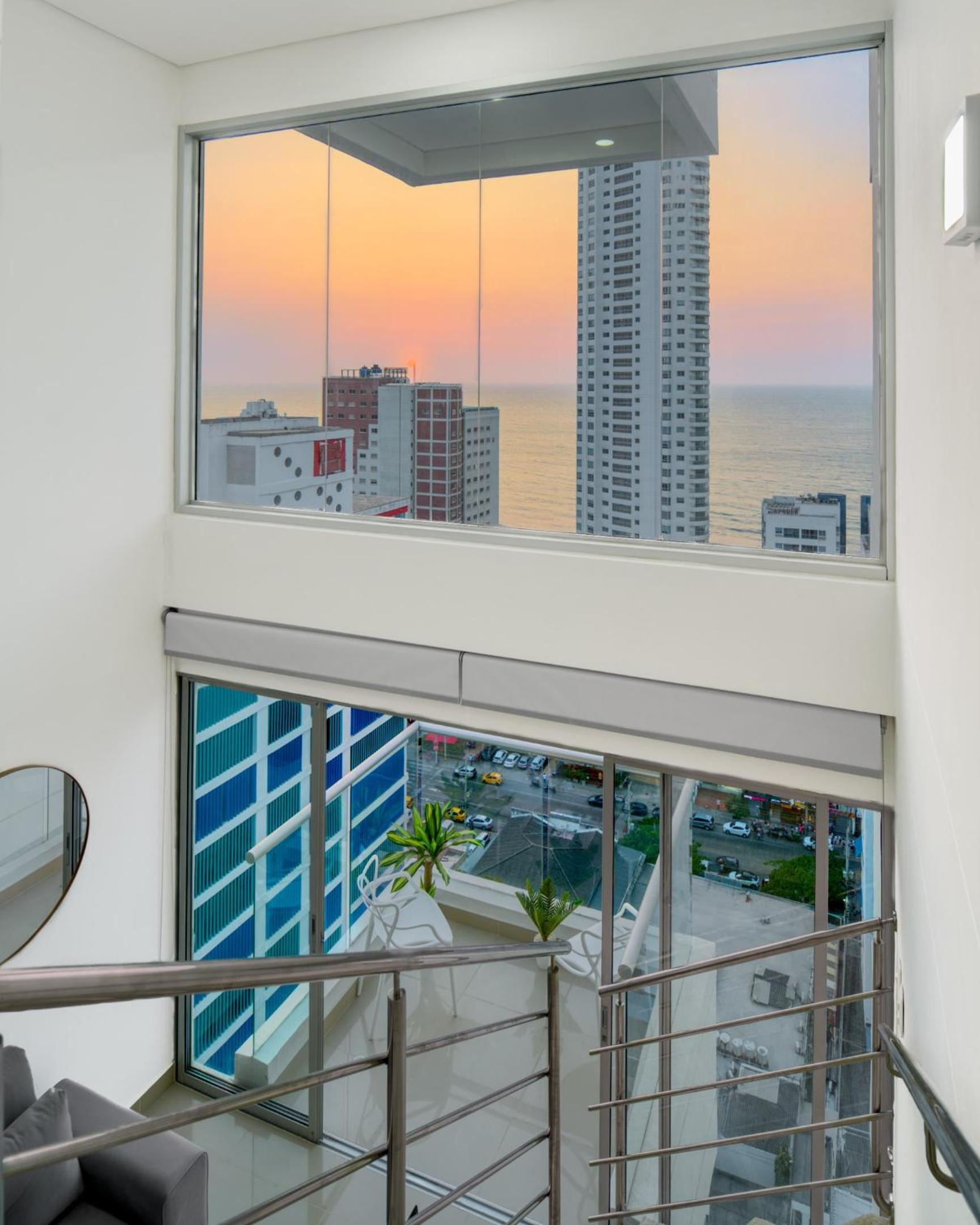 Luxury Sea View Duplex in the Heart of the City