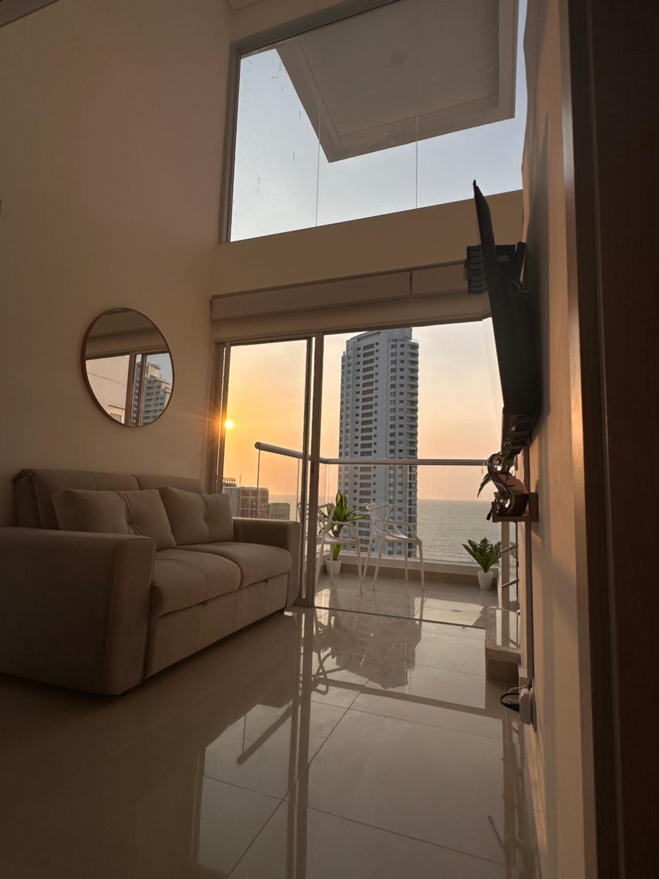 Luxury Sea View Duplex in the Heart of the City
