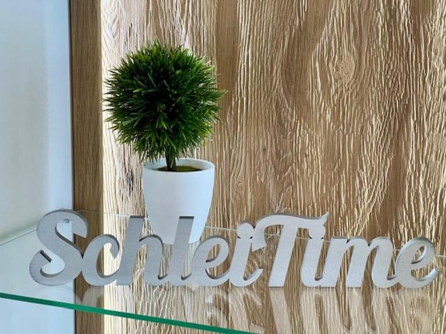 SchleiTime