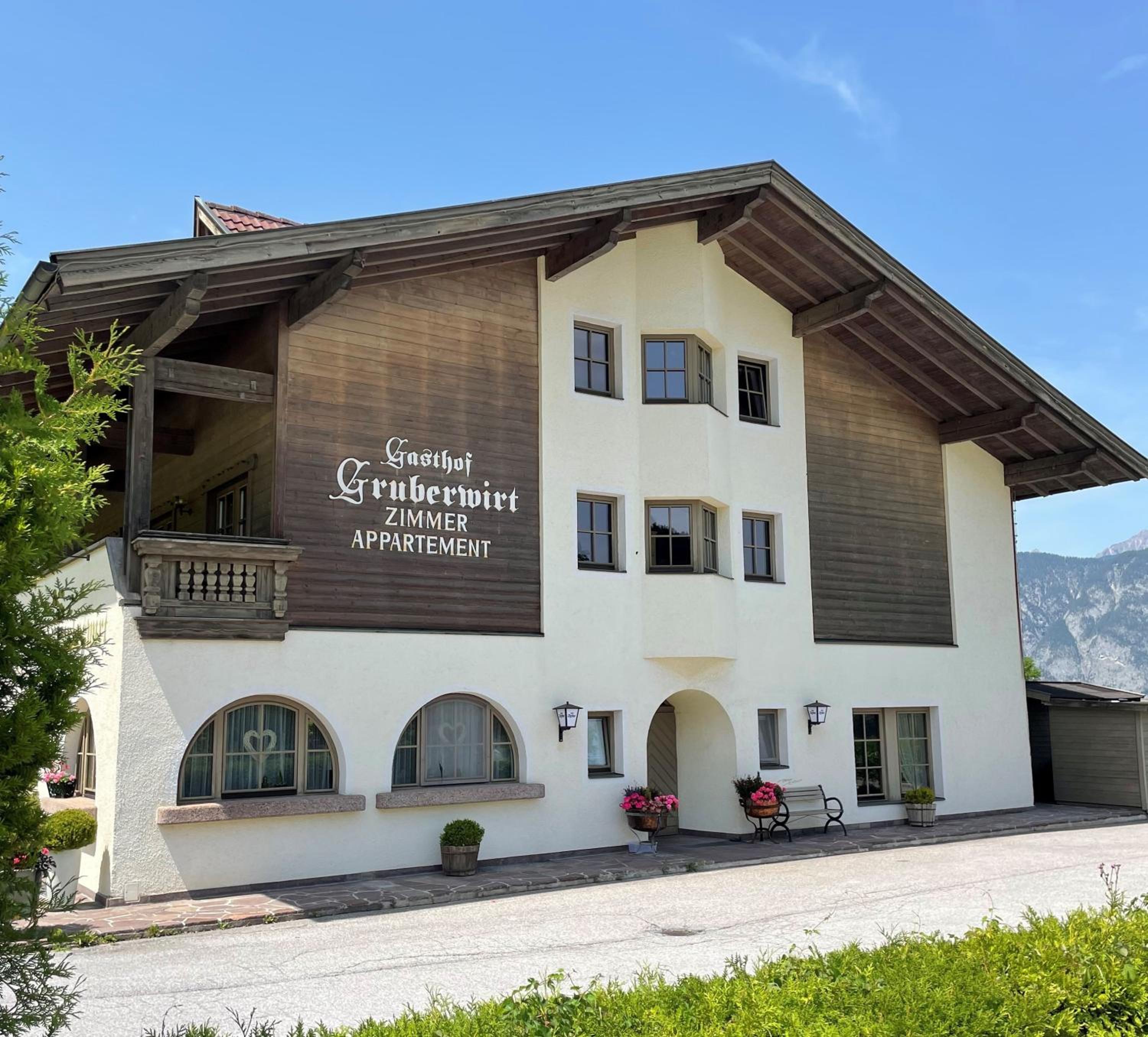 Alpenflair Apartment mit Balkon - inkl Parkplatz #1