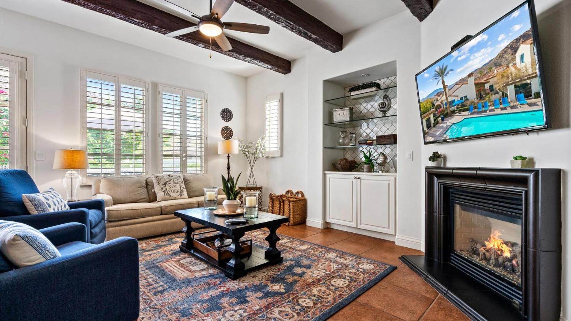 LV310 Single Story LV Townhome Next to the Pool view 2