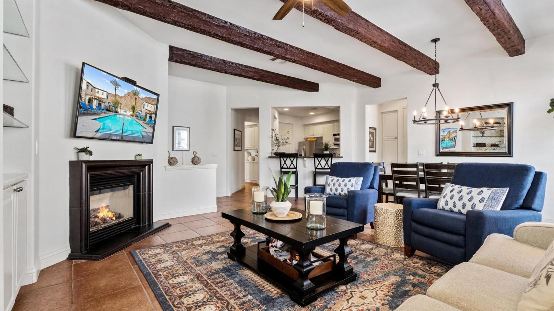 LV310 Single Story LV Townhome Next to the Pool view 3