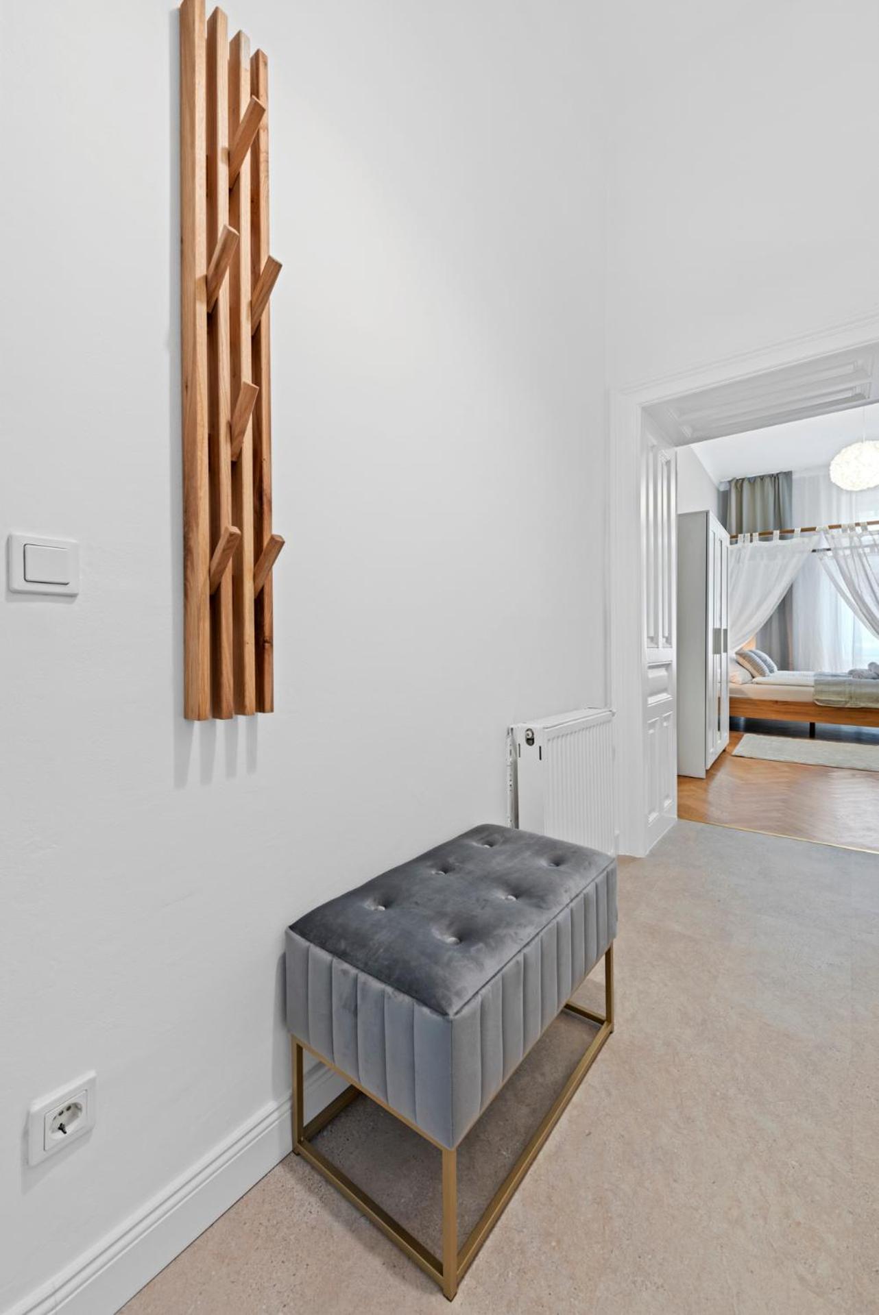 Exclusive 2 Bedroom Apartment