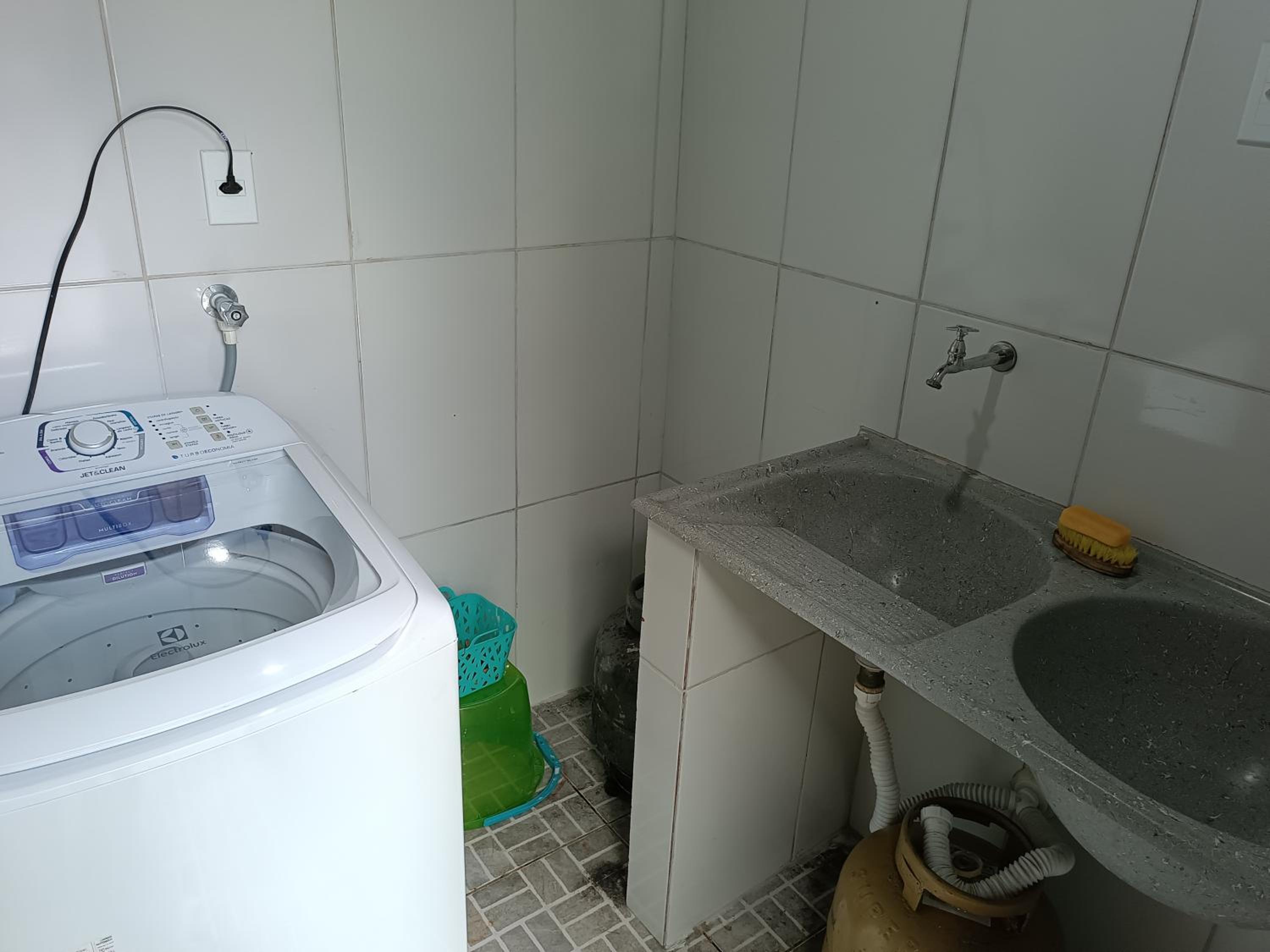 Casa familiar com piscina Penedo RJ