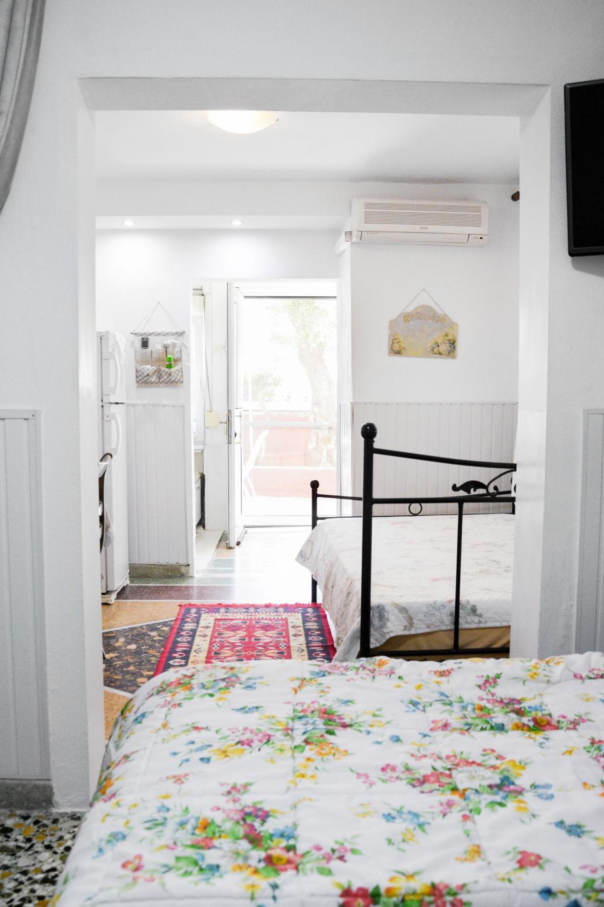 Rent House Daphne view 5