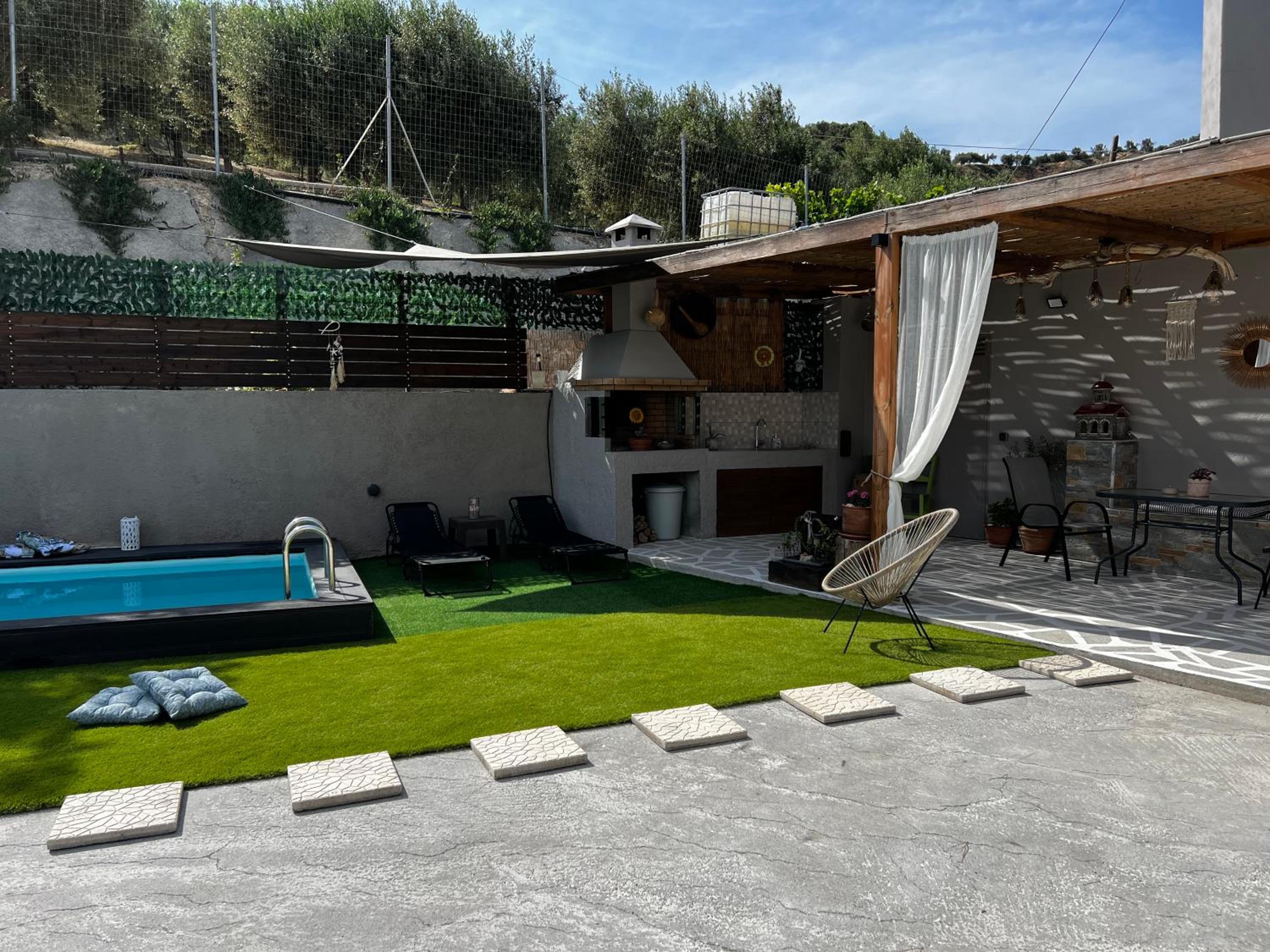 Natural House with Pool & Private Parking photo 3