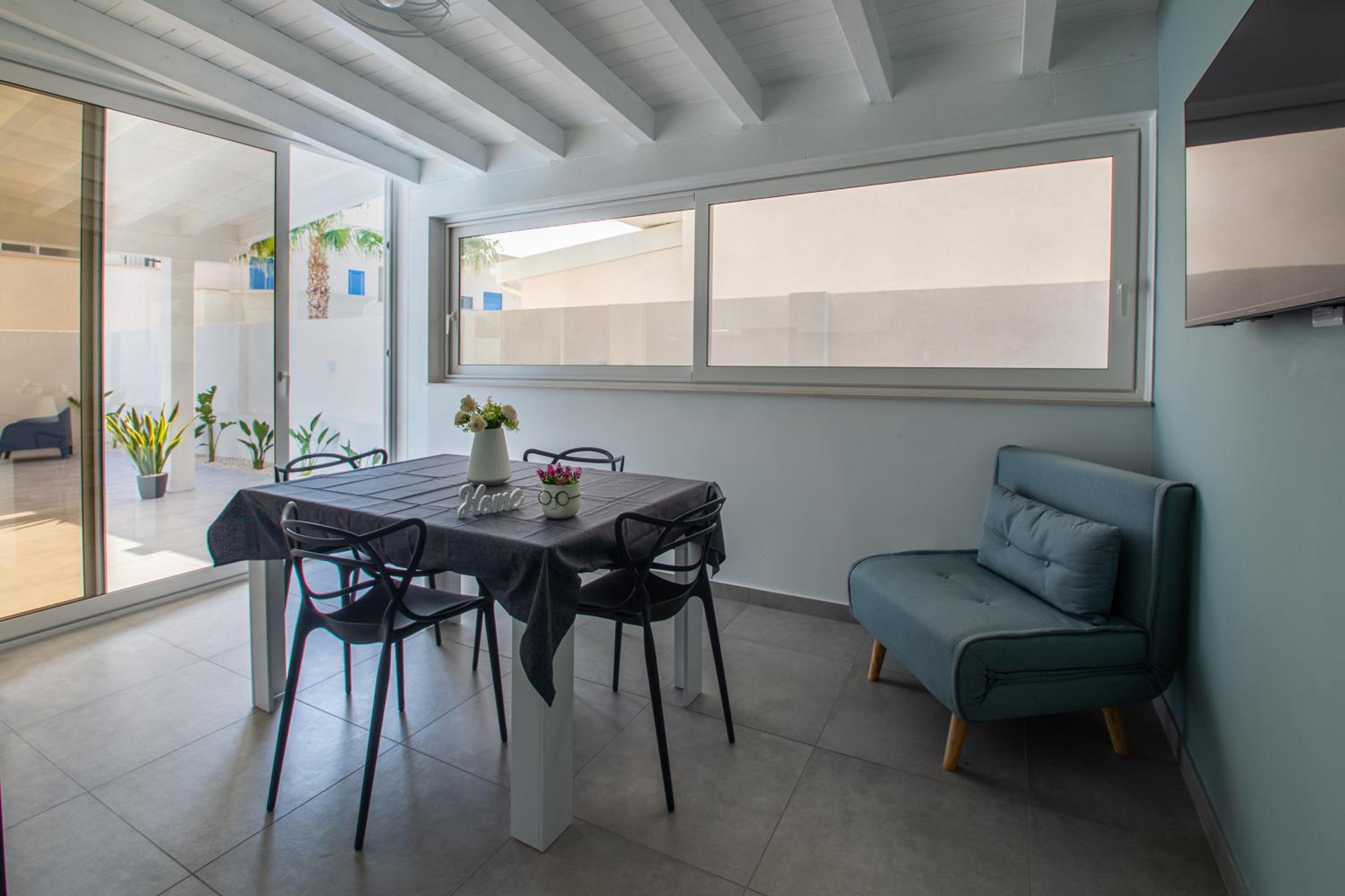 Onda Bianca Luxury Apartments