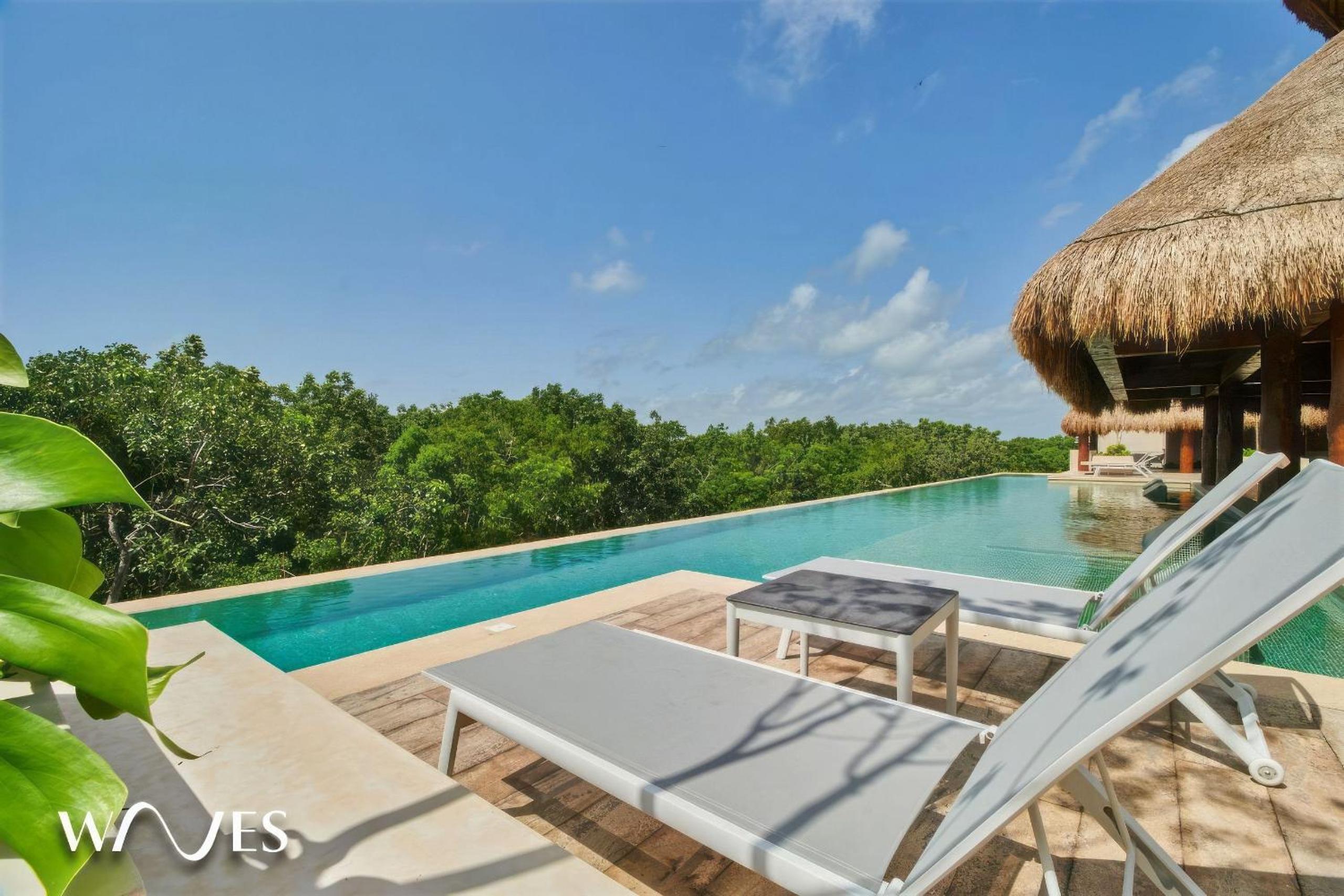 Spacious 2 Br. Jungle View Luxury Apartment w/Prime Location