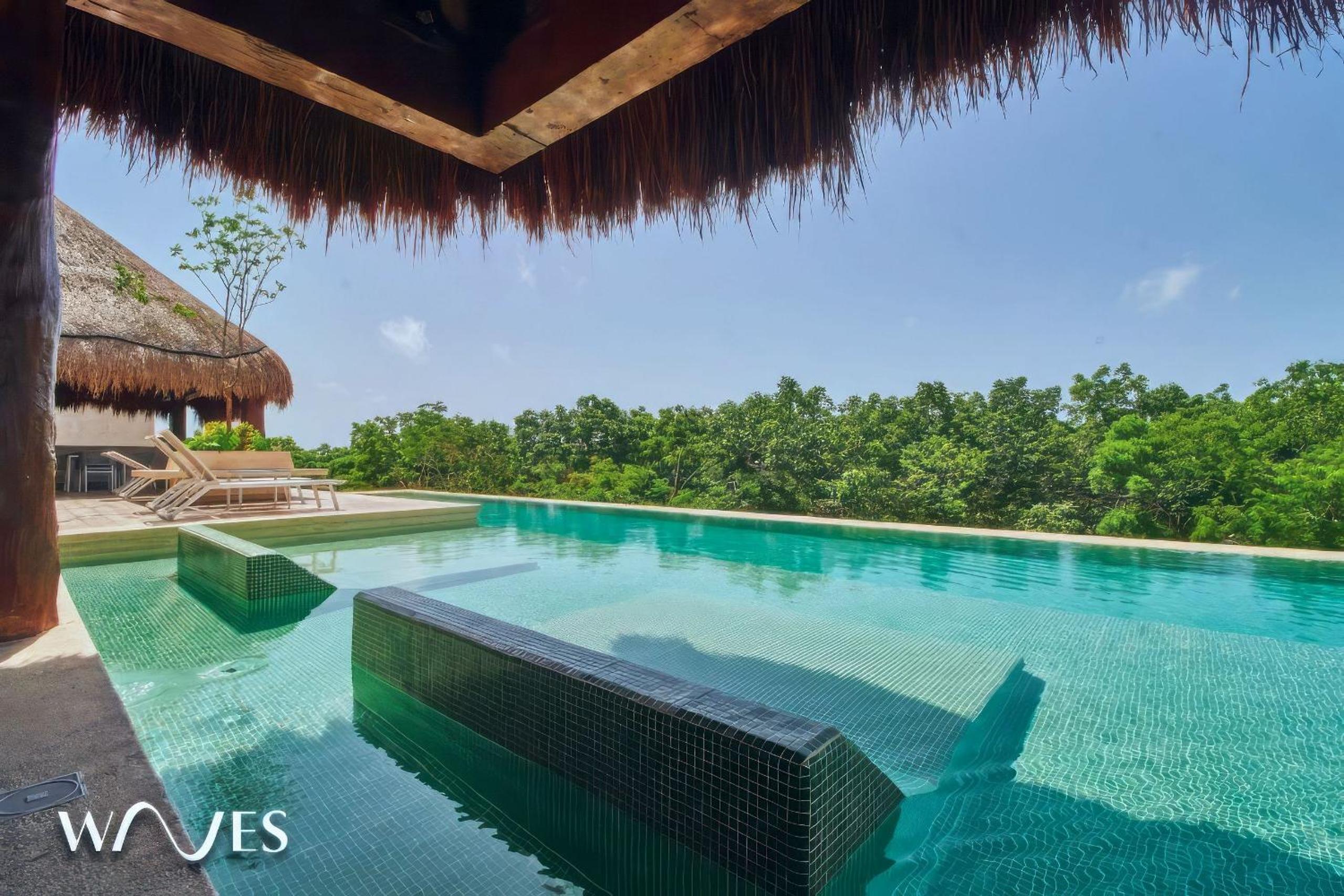 Spacious 2 Br. Jungle View Luxury Apartment w/Prime Location