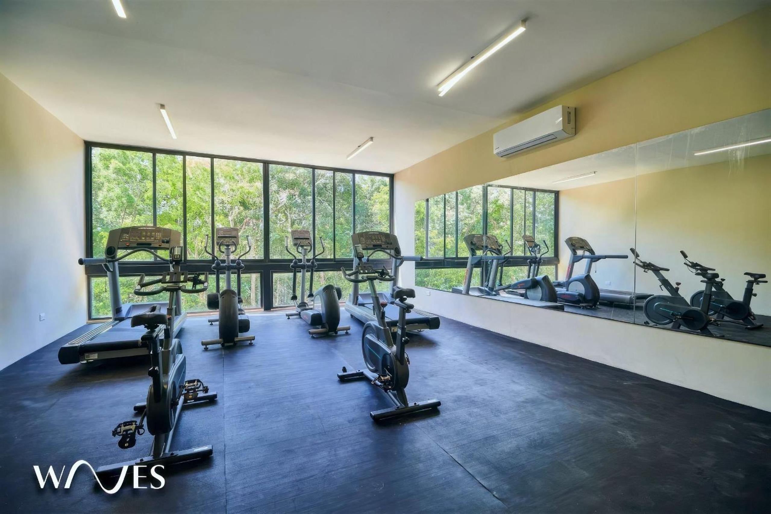 Spacious 2 Br. Jungle View Luxury Apartment w/Prime Location