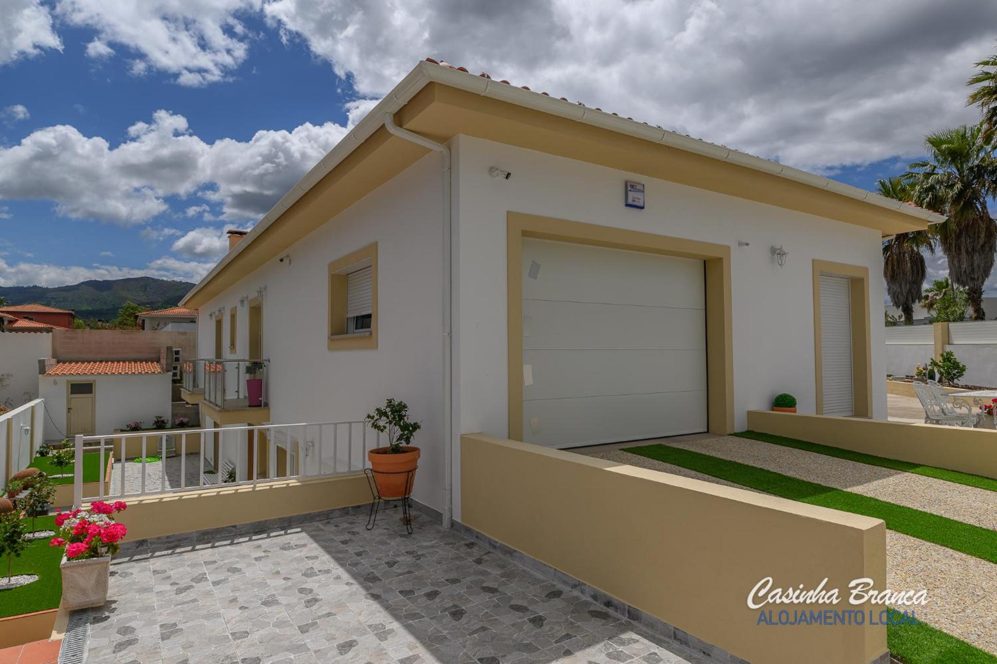 Casinha Branca view 2